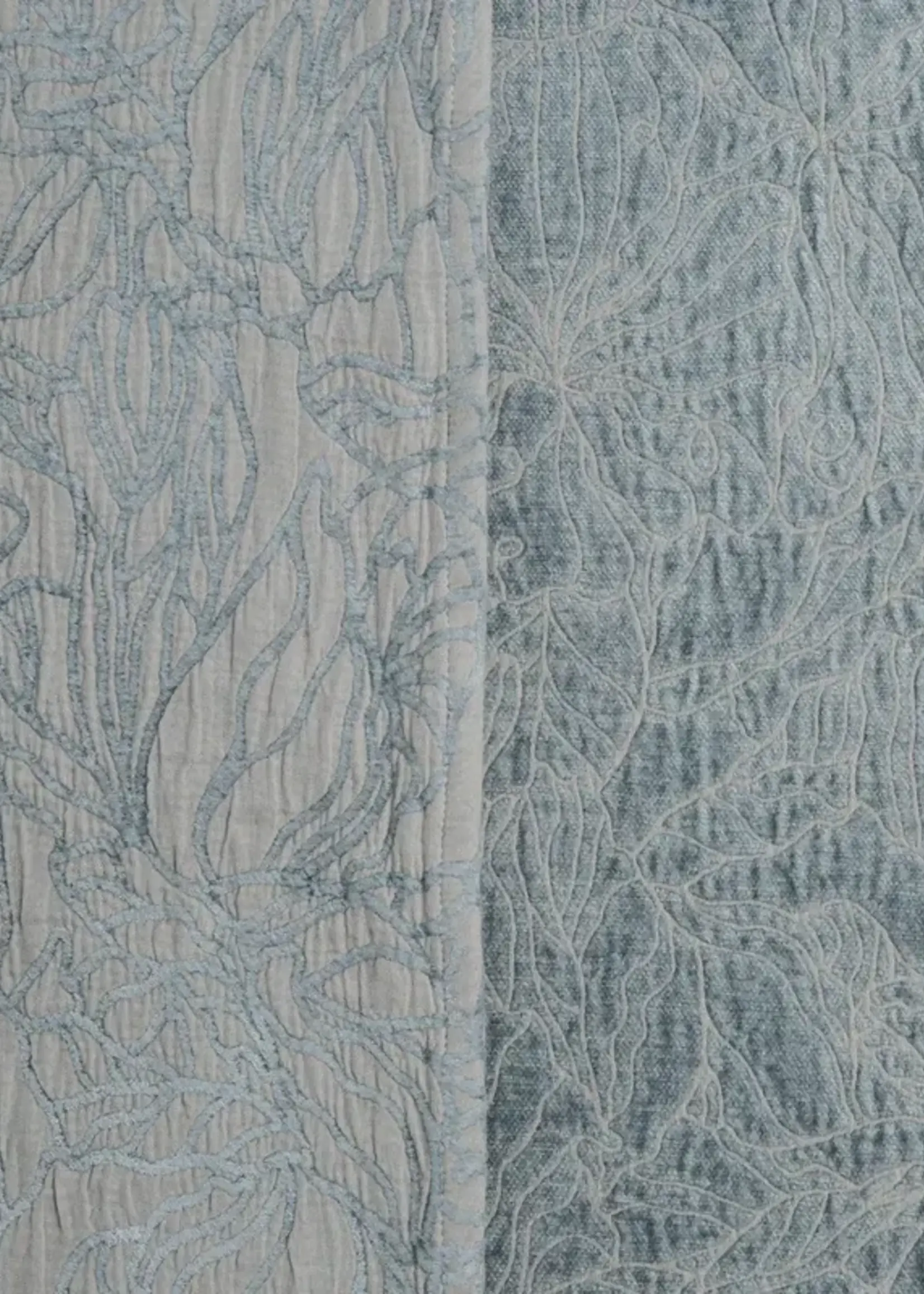 Bella Notte Georgia Queen Bedspread,  MINERAL