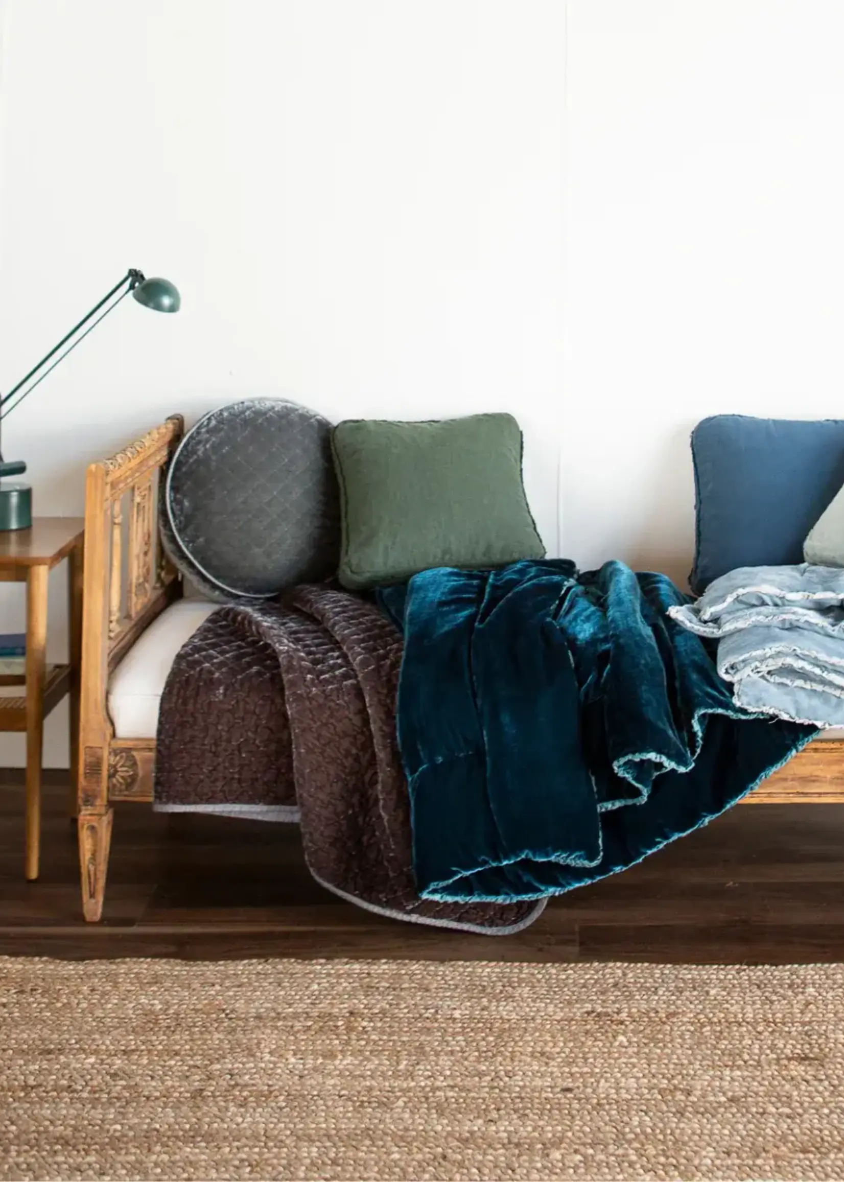 Bella Notte Carmen Bed End Blanket Moonlight