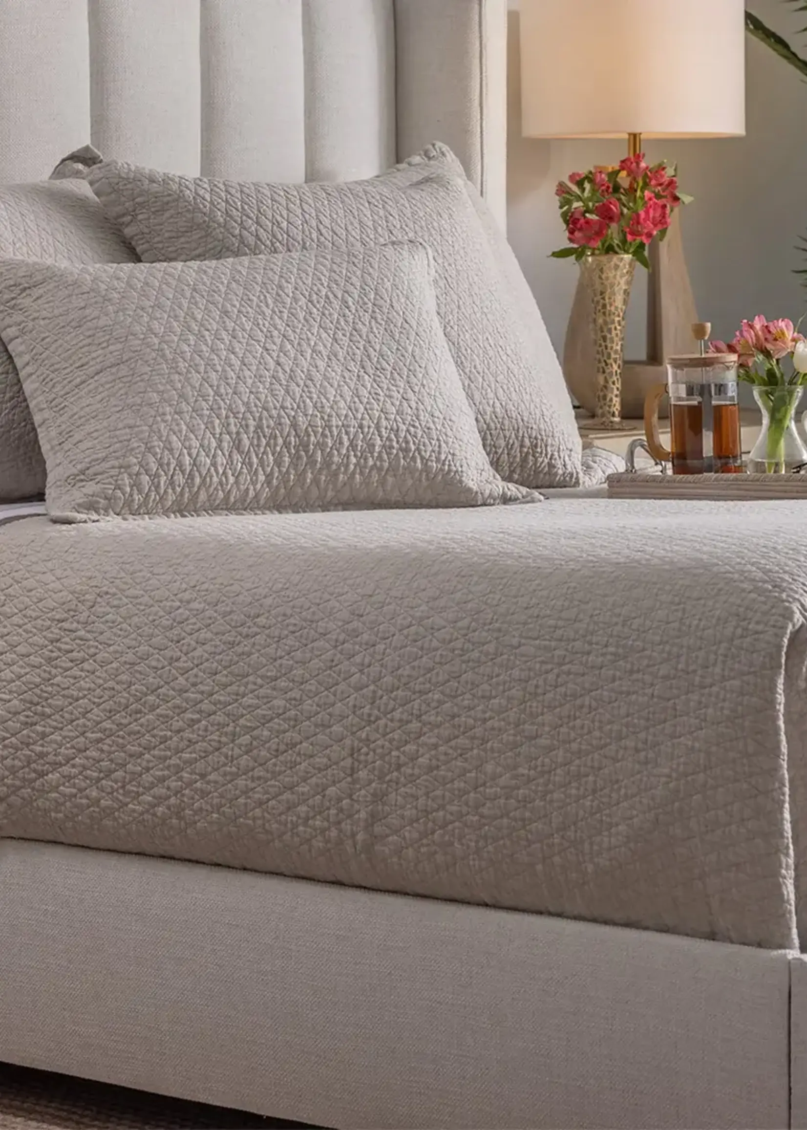 Lili Alessandra L.A. Dawn Diamond Quilted King Coverlet Natural 112x98