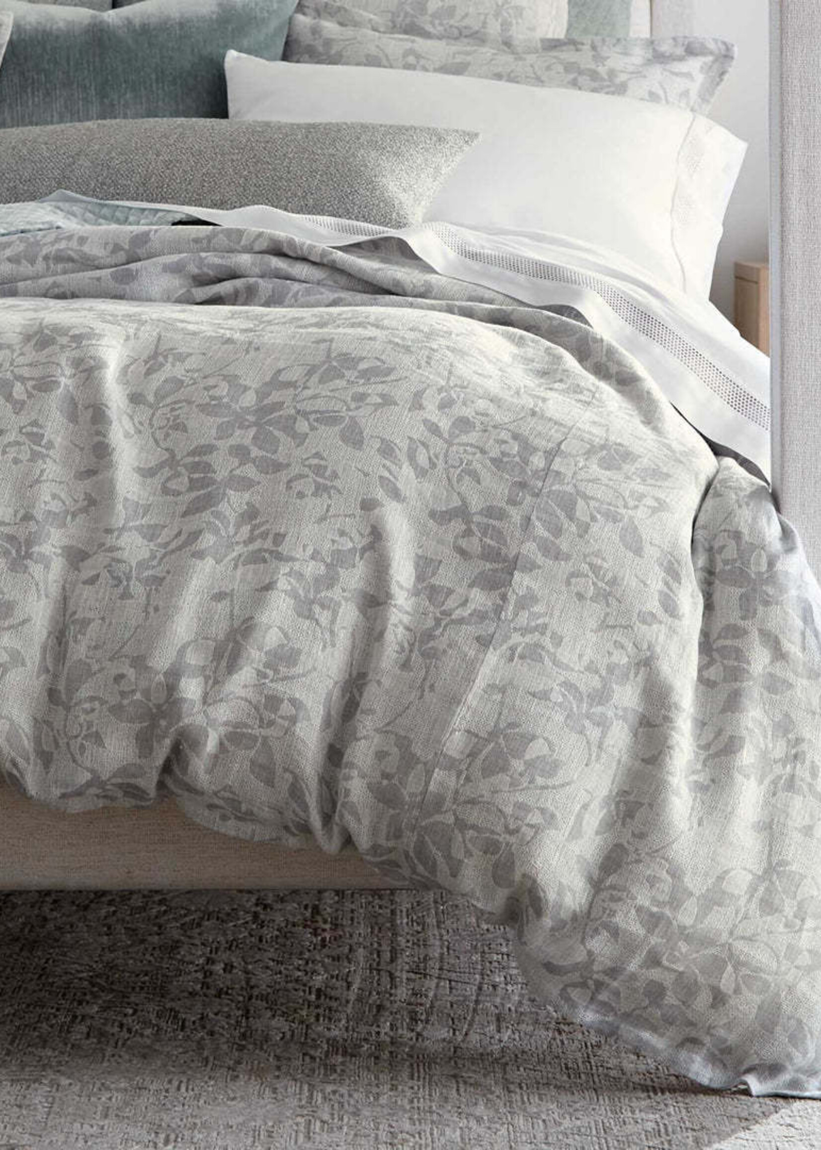 Lili Alessandra LD2119QSG AIRY QUEEN DUVET SEAGLASS 96x98