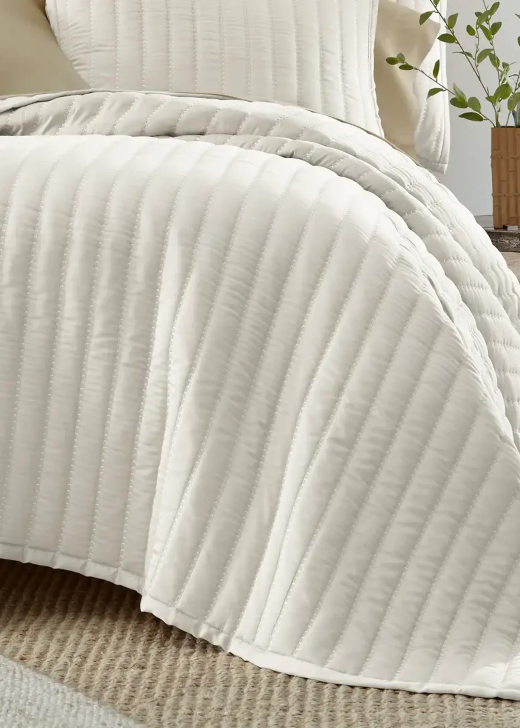 Lili Alessandra Urban Bamboo Quilted King Coverlet Ivory