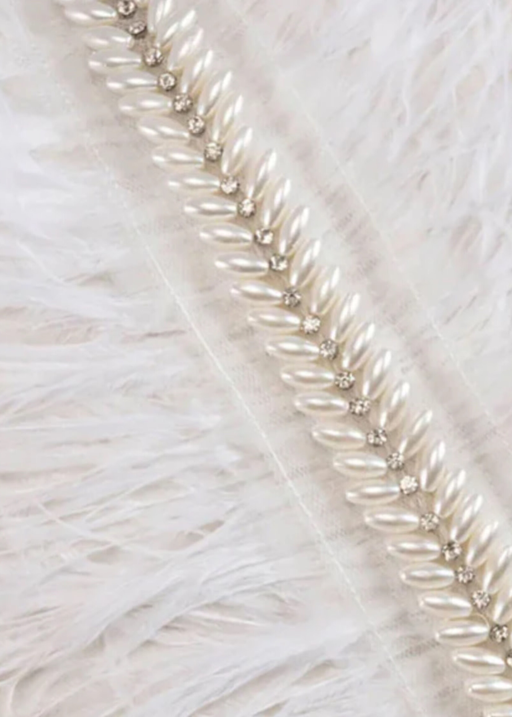 Cloud9 AVA01C-IV 14X20 Luxurious ivory velvet pillow with ostrich feathers and beadwork