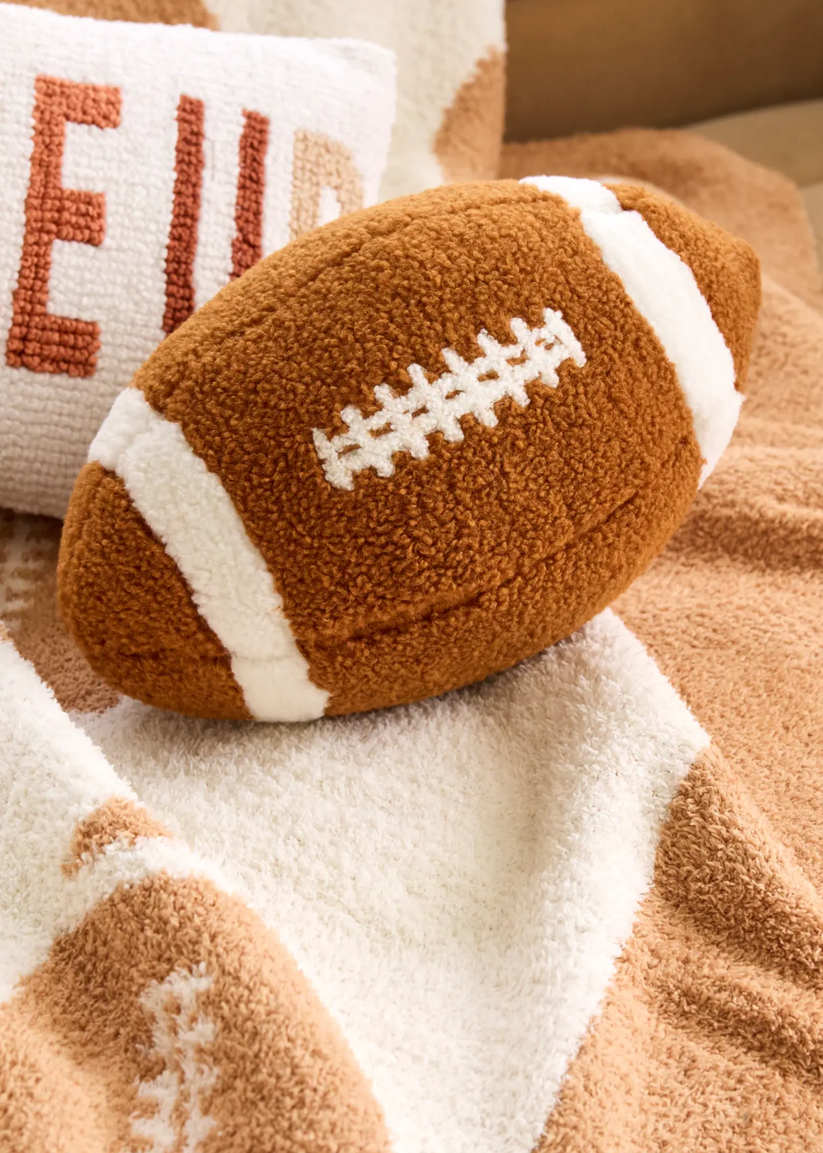 Shiraleah Shiraleah Game Day Collection – Beaded Pouches, Cap & Pillow