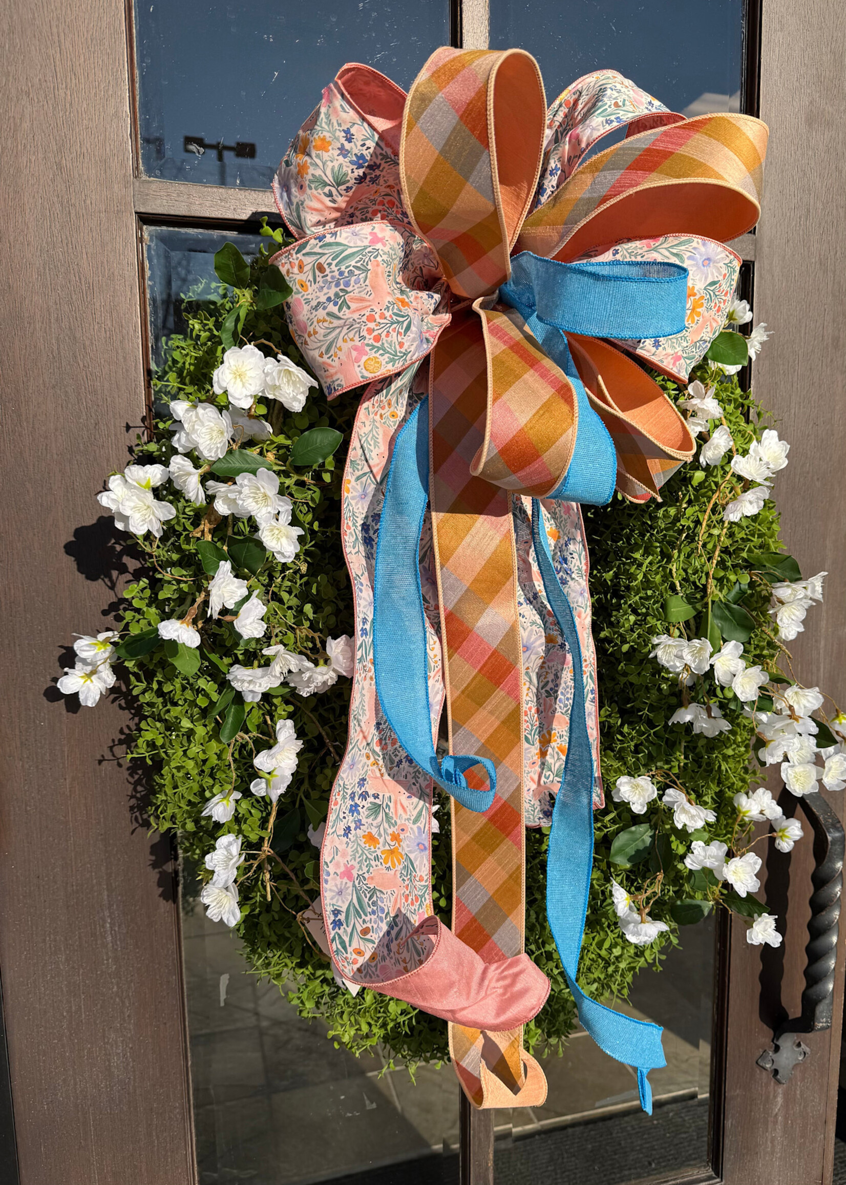 Custom Floral Hand Crafted Ova Green Wreath w/ White Floral and Bow