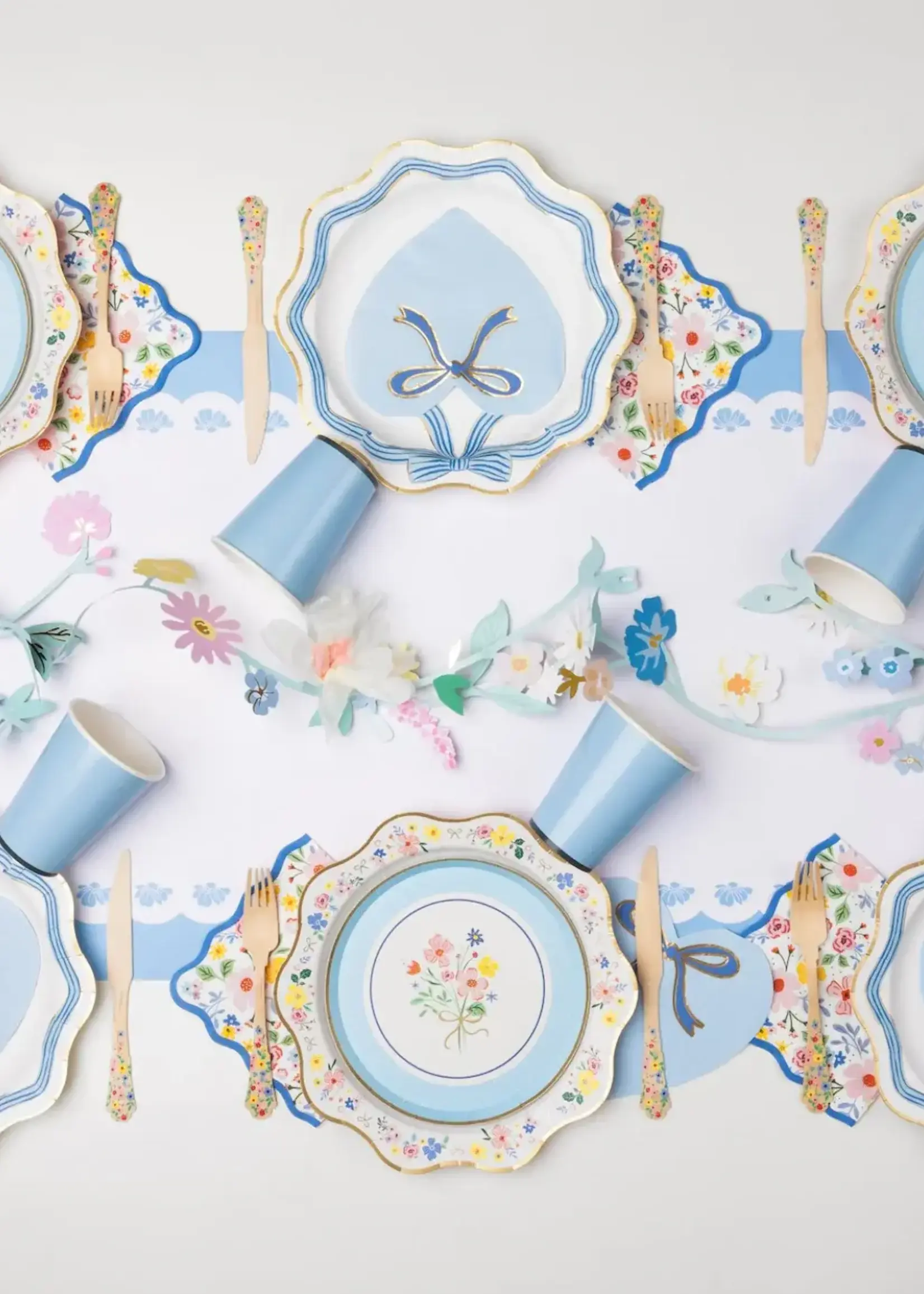 Bonjour Fete Elegant Blue & Gold Bow Dinner Plates