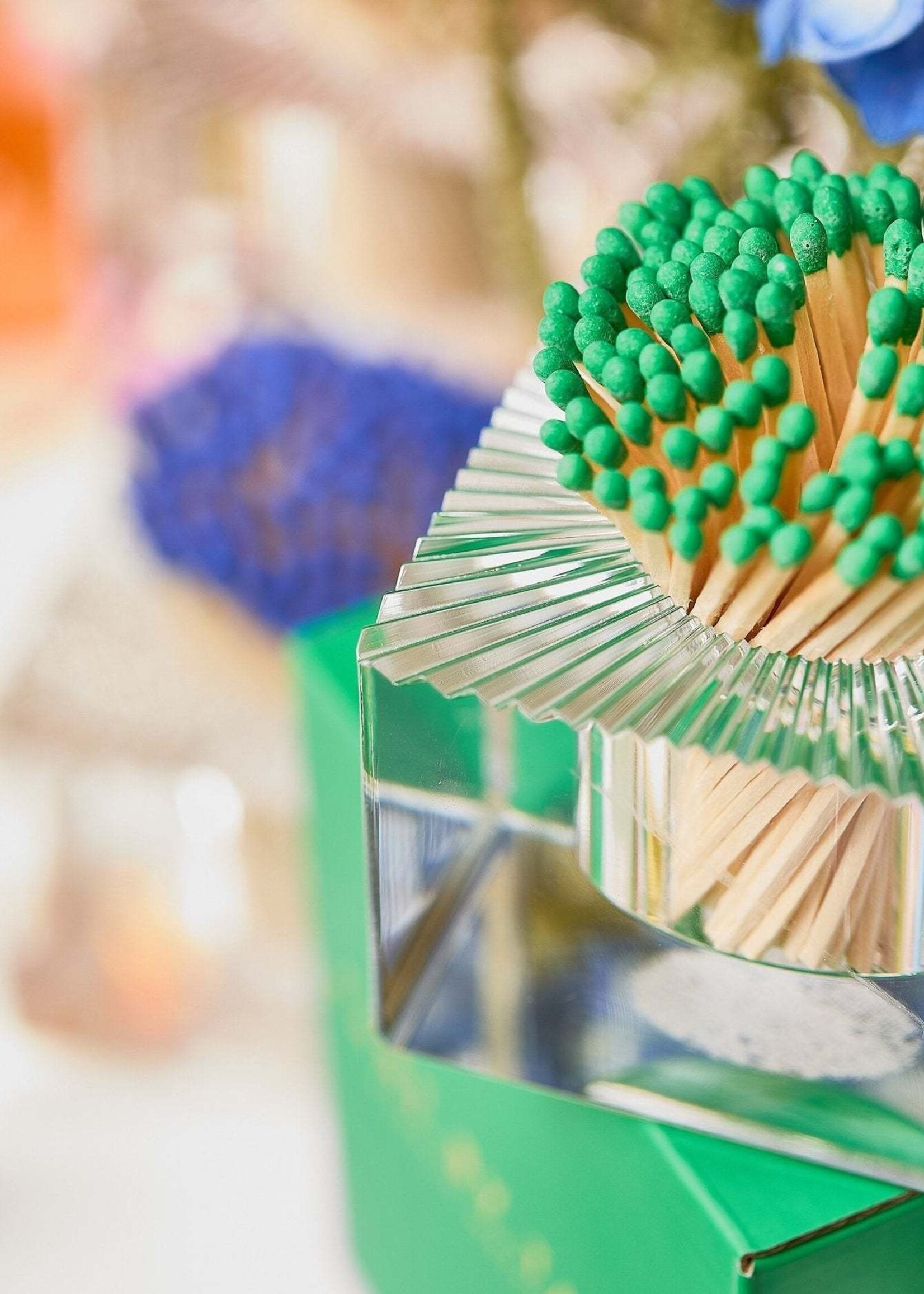 Tart by Taylor SQ Match Striker Green