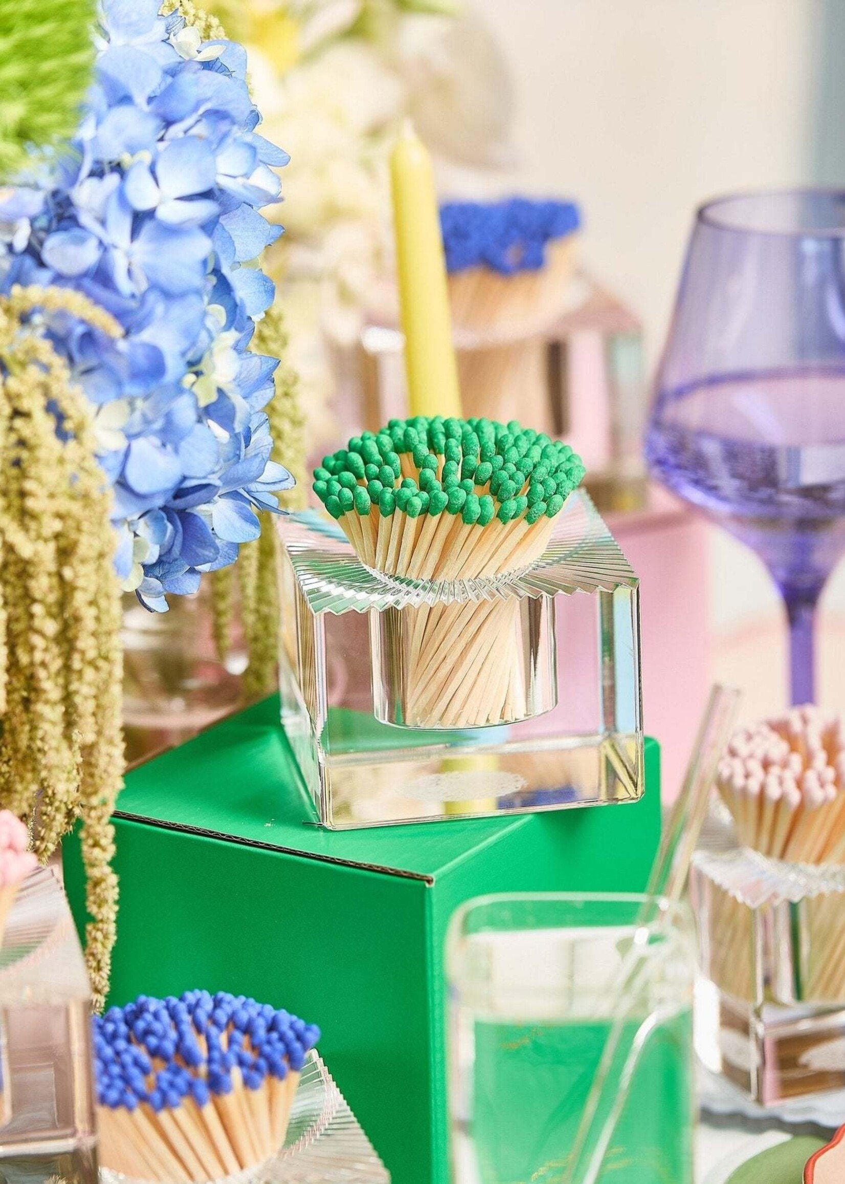 Tart by Taylor SQ Match Striker Green