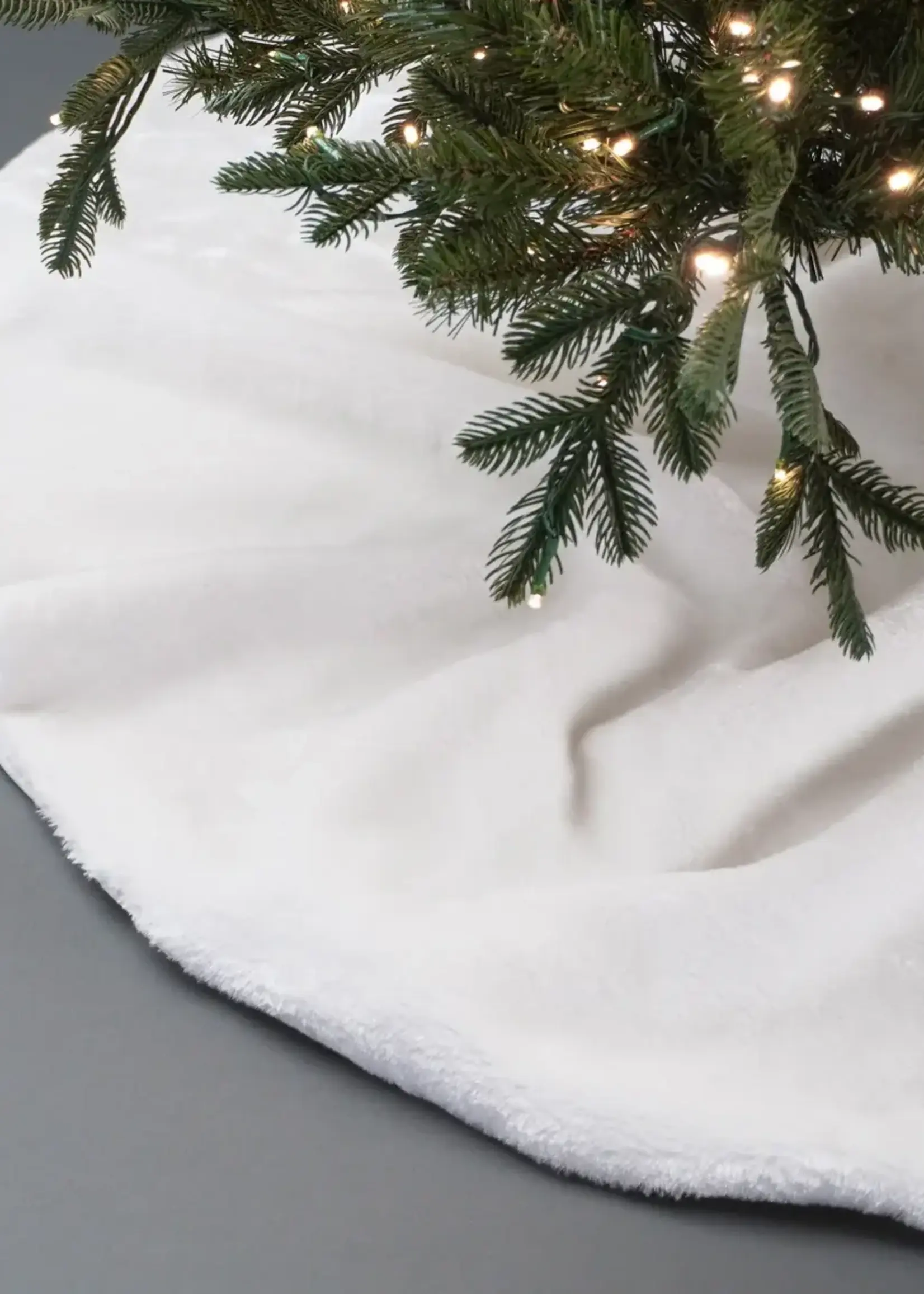 Farrisilk FUR TREE SKIRT, WHITE, 72" DIAMETER