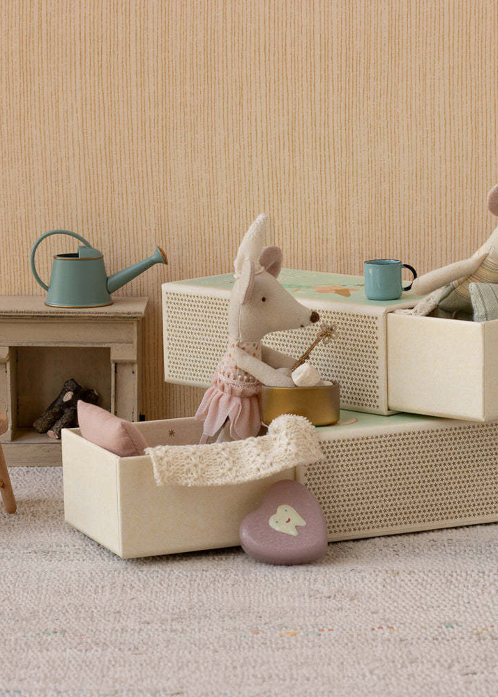 Maileg Tooth fairy mouse, Little sister in matchbox