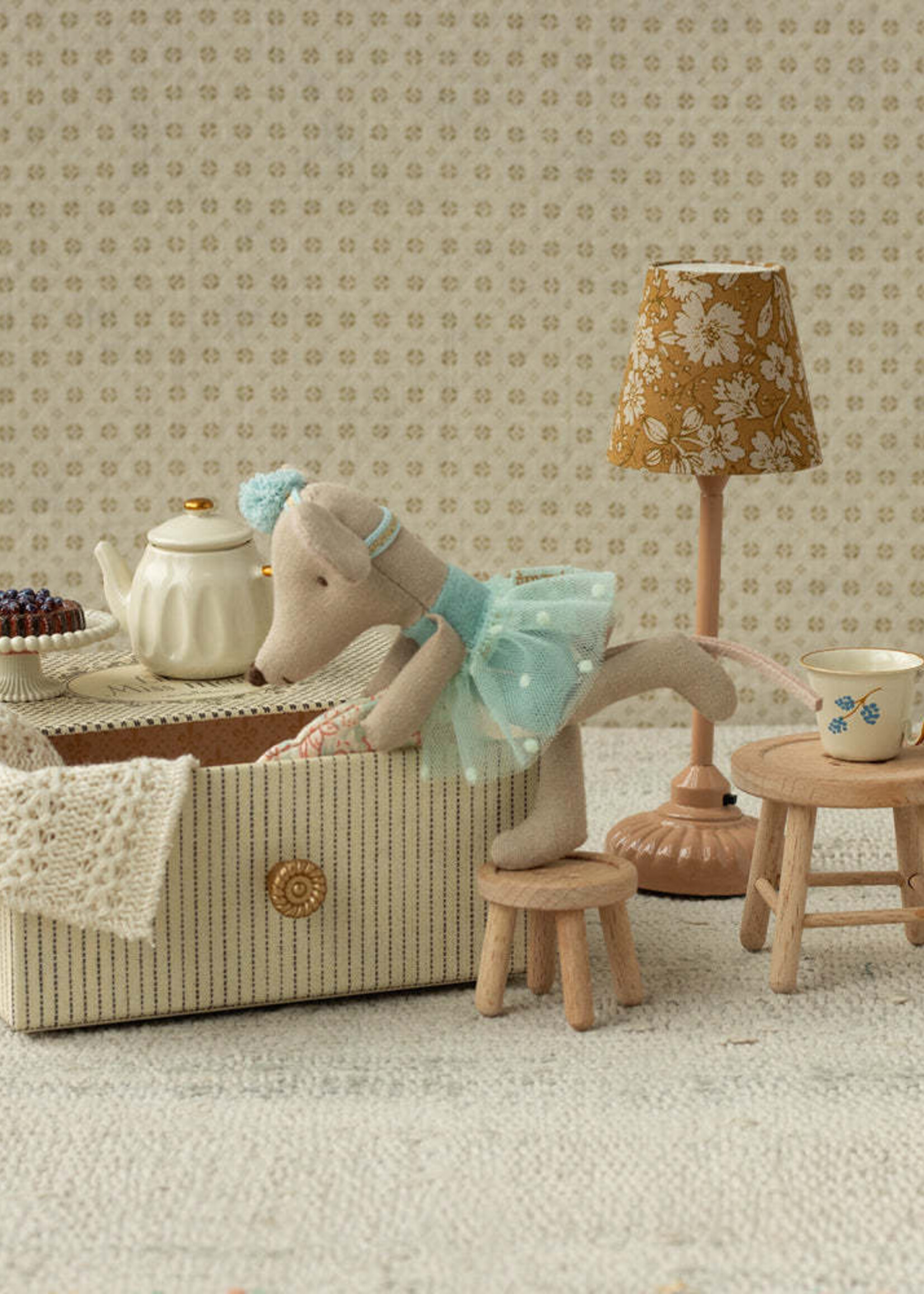 Maileg Dance mouse in daybed, Little sister