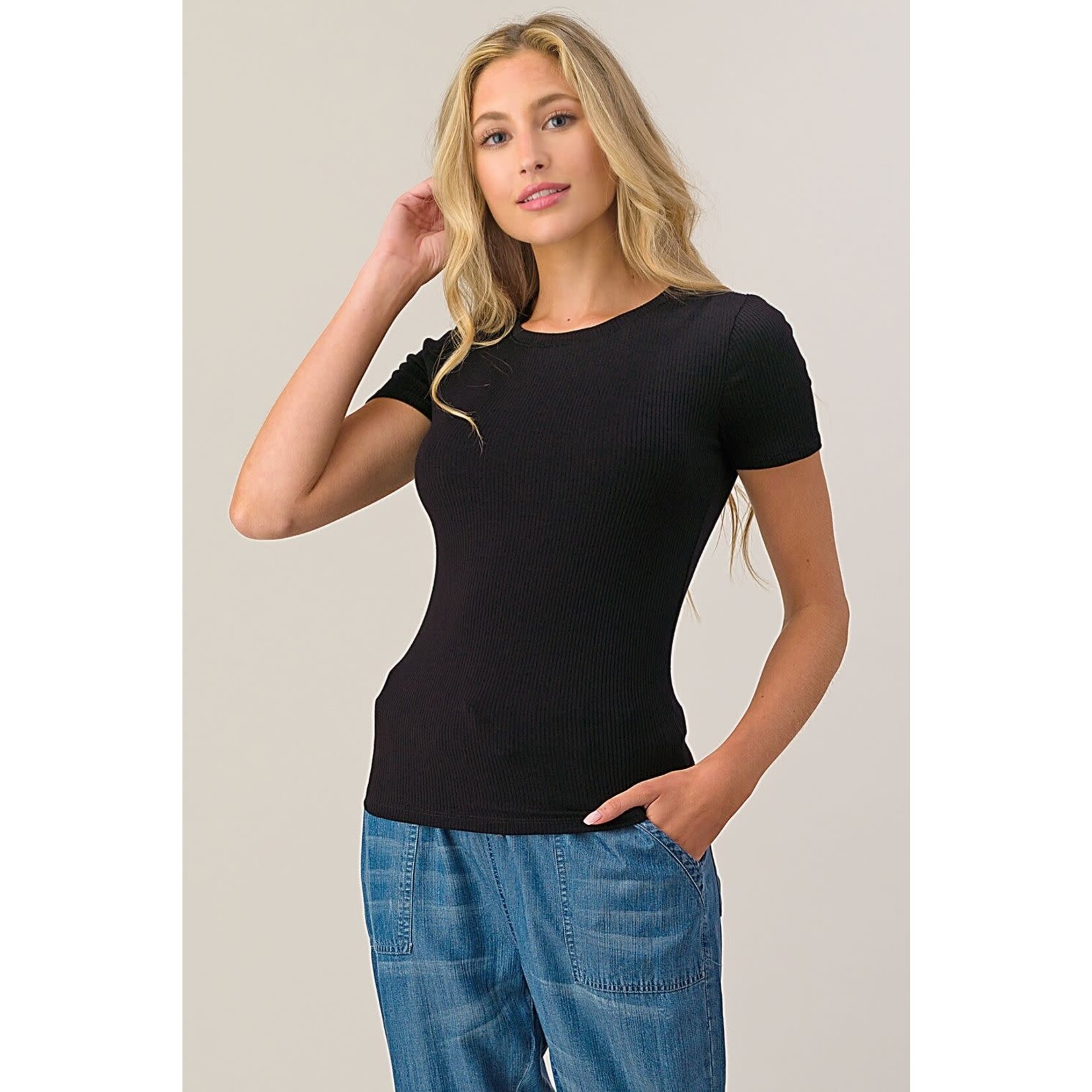 SHORT SLEEVE RIBBED TOP