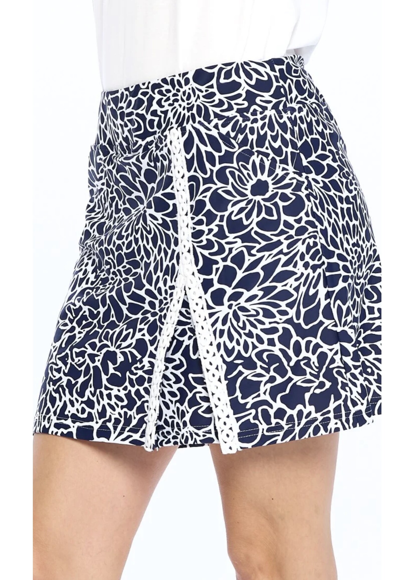 MARIA LACE DETAIL SKORT