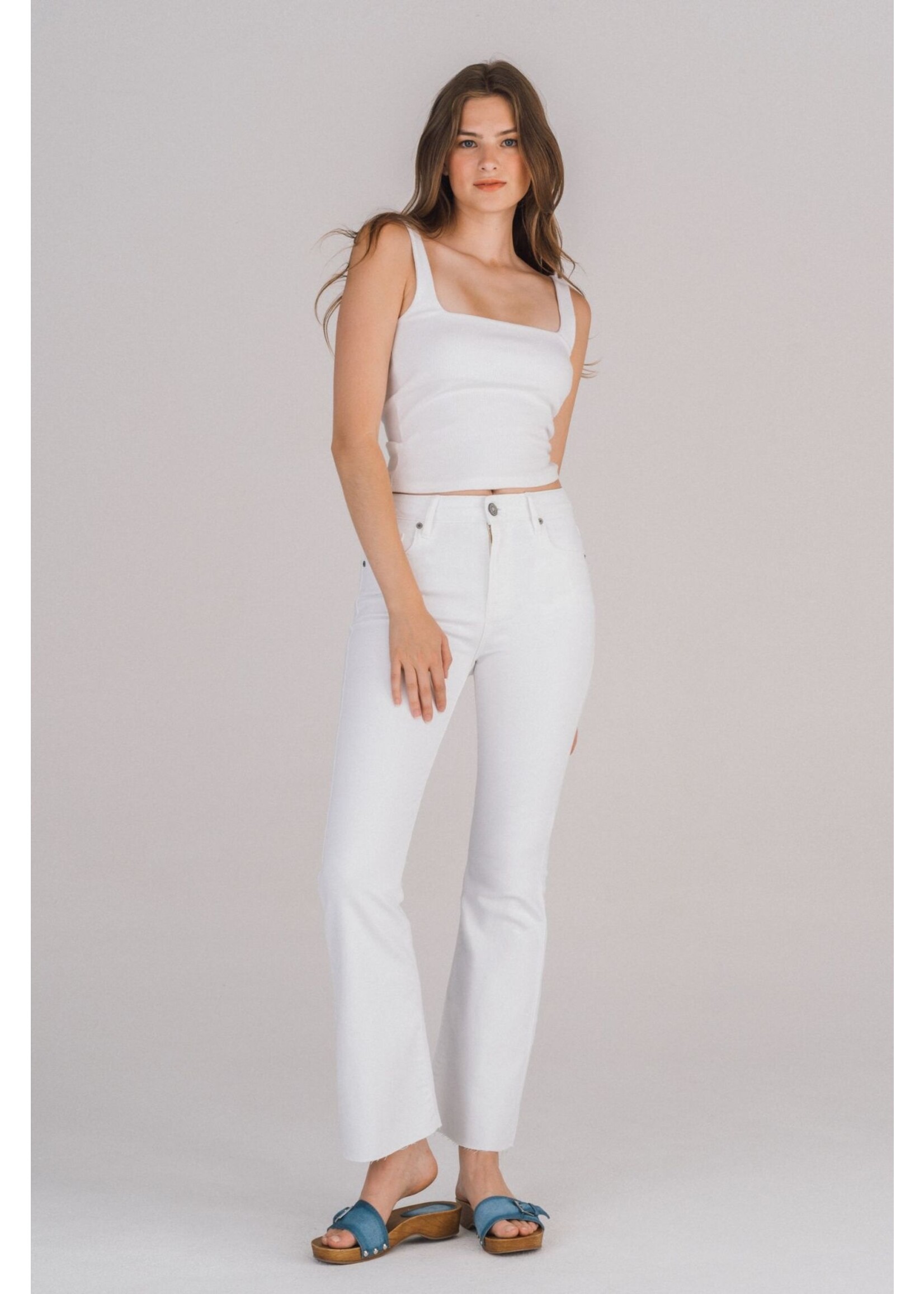 WHITE FLARE JEANS