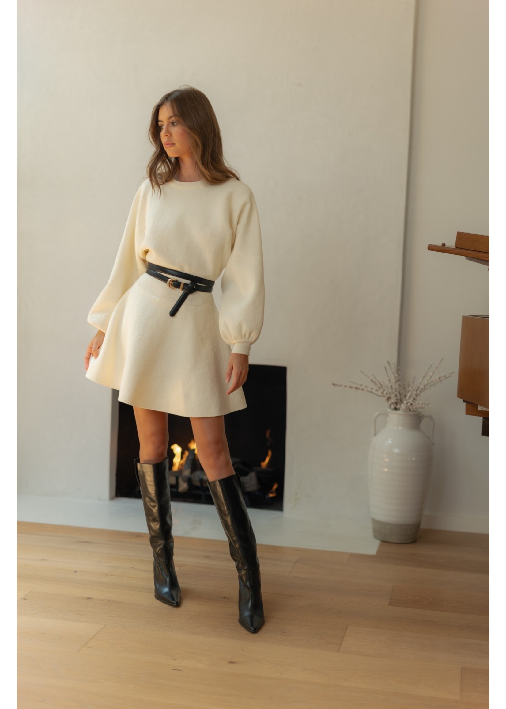 BALLON SLEEVE SWEATER DRESS