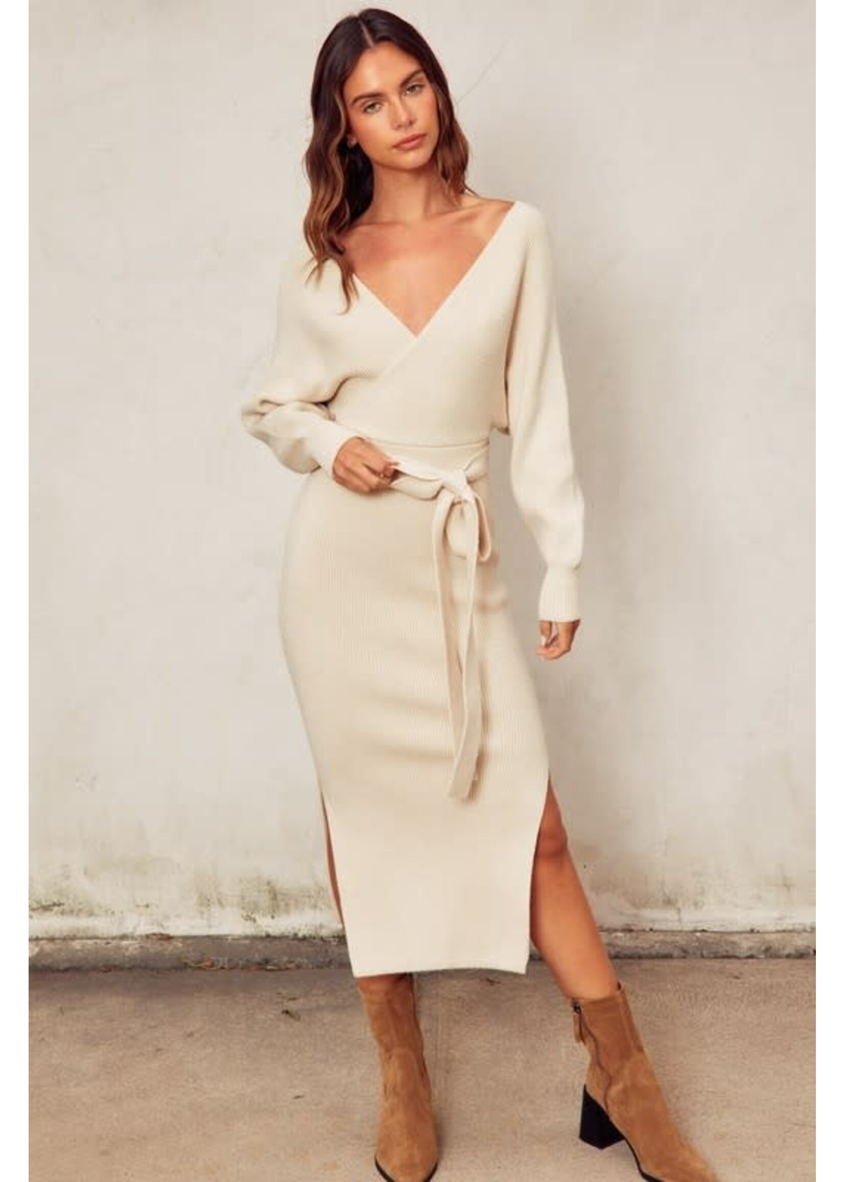 EASY TO LOVE KNITTED MIDI DRESS