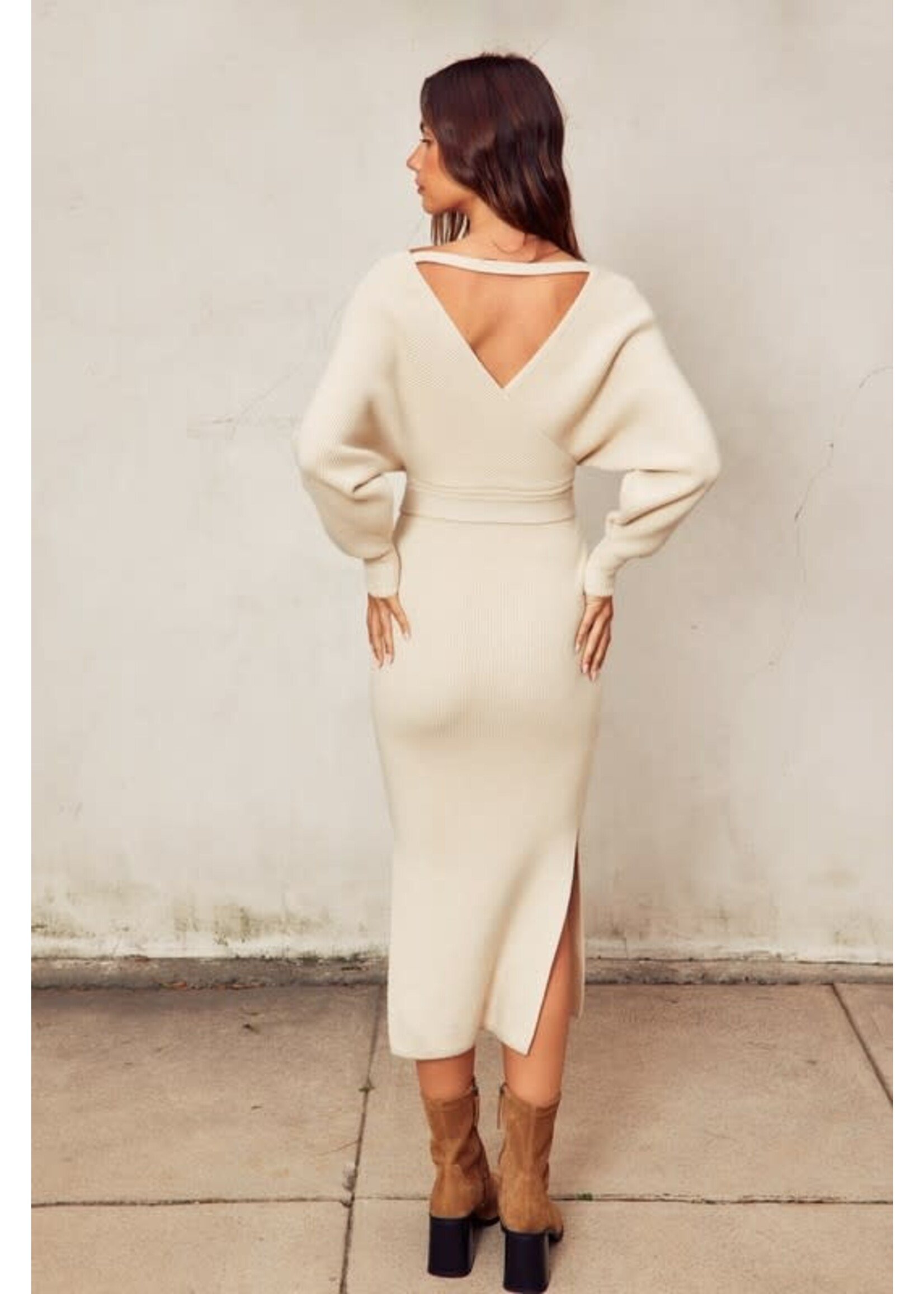 EASY TO LOVE KNITTED MIDI DRESS