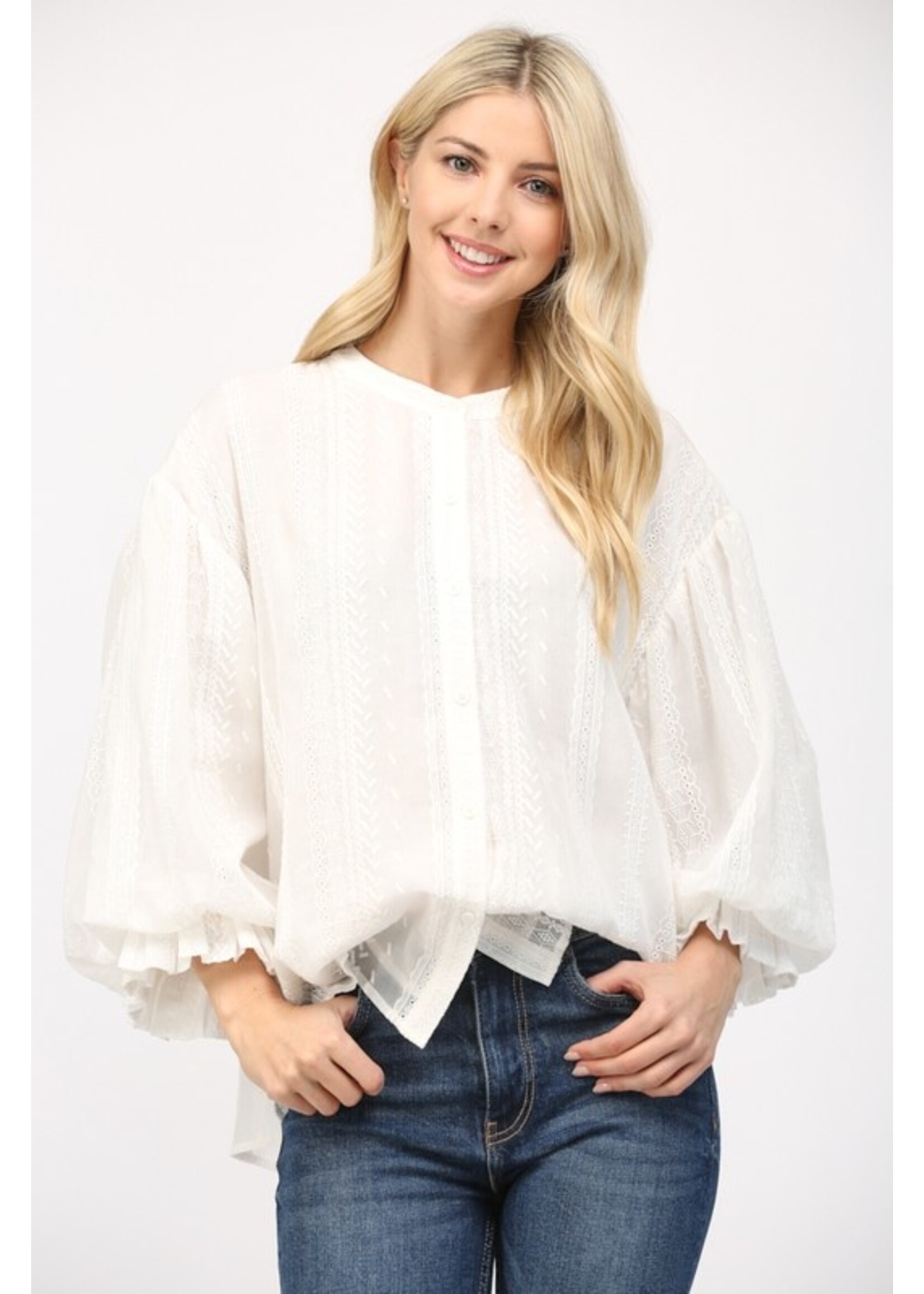 EBROIDERED BUBBLE TOP
