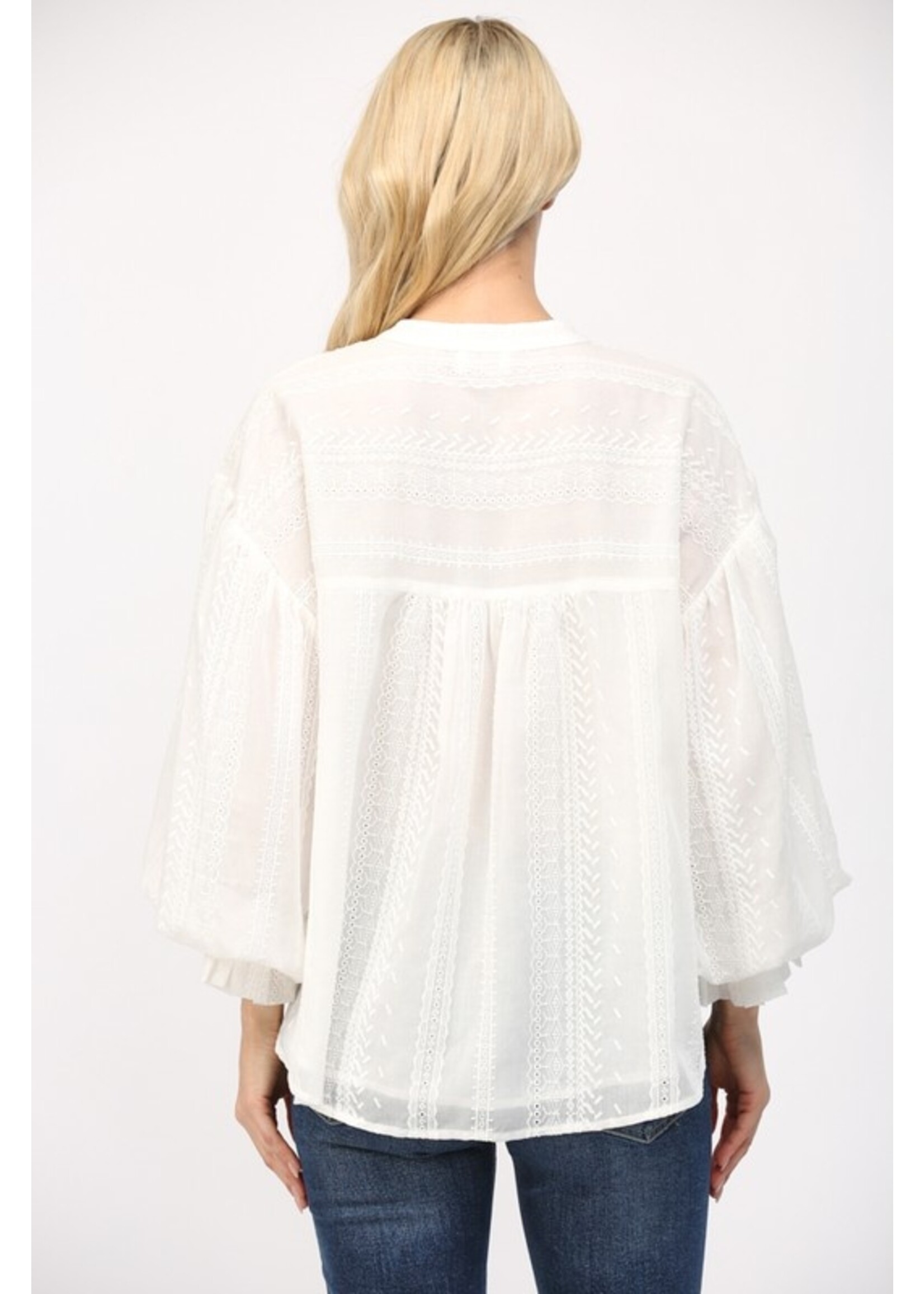 EBROIDERED BUBBLE TOP