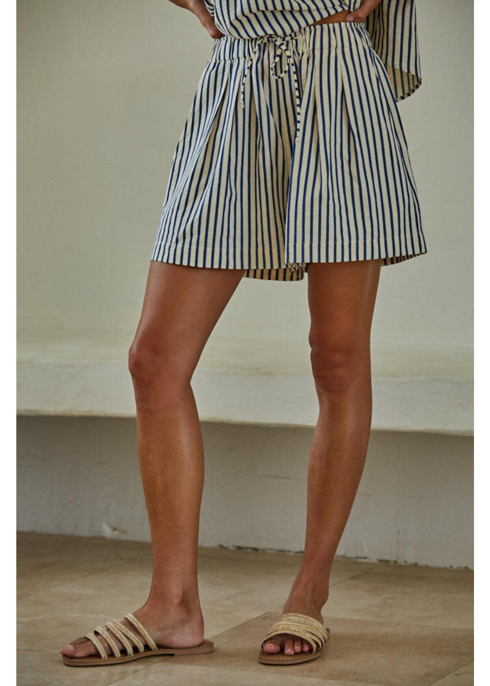 STRIPED SHORTS