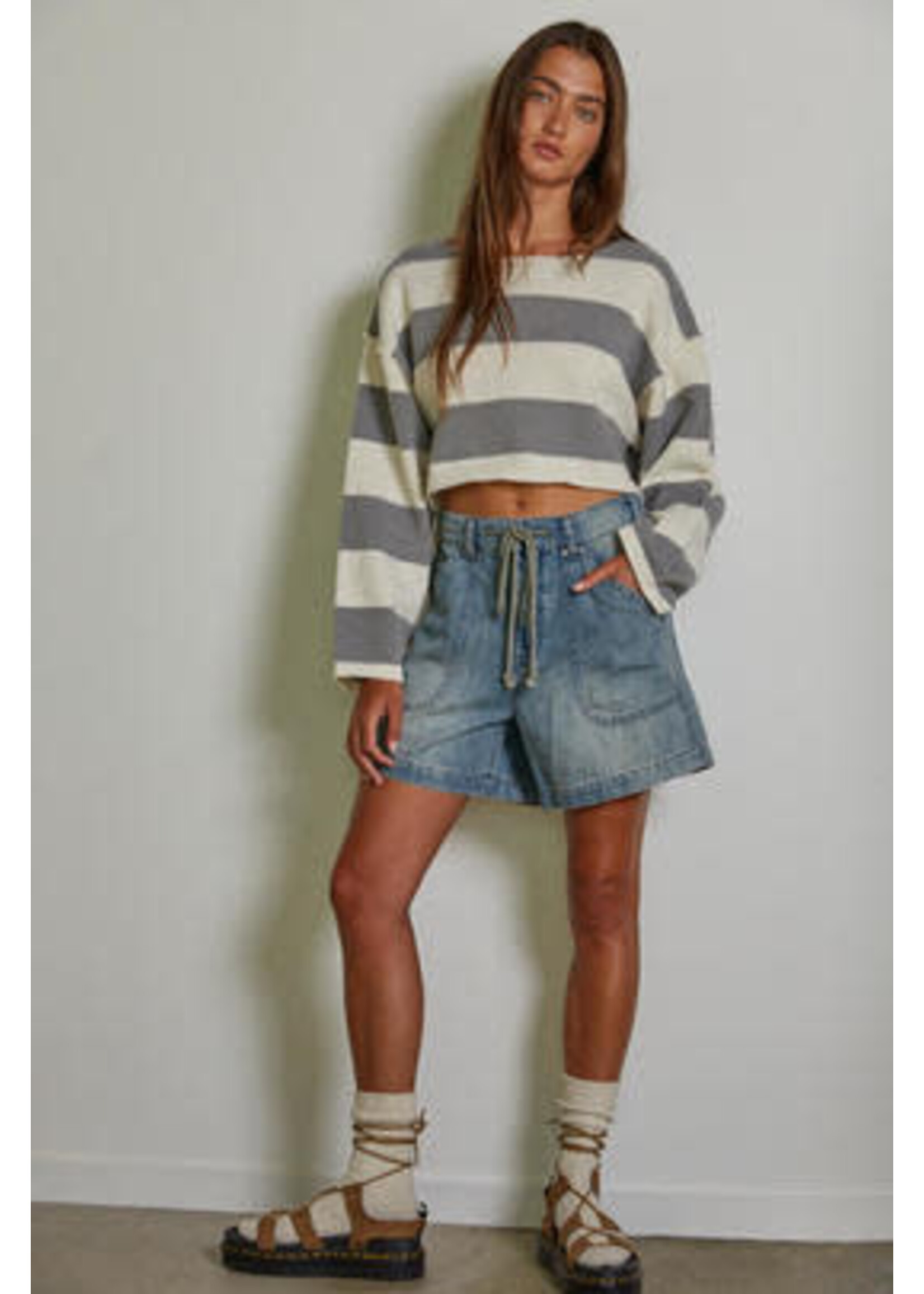 CATCH THE WAVES SHORTS