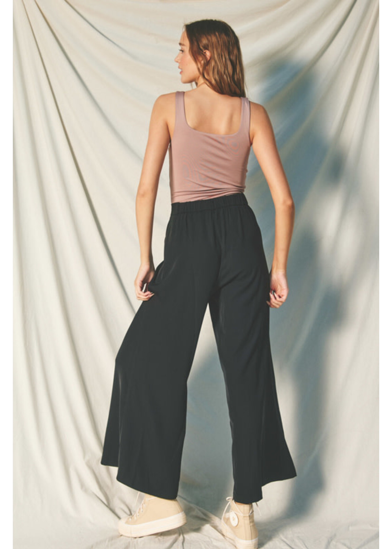 BLACK WIDE LEG PANTS