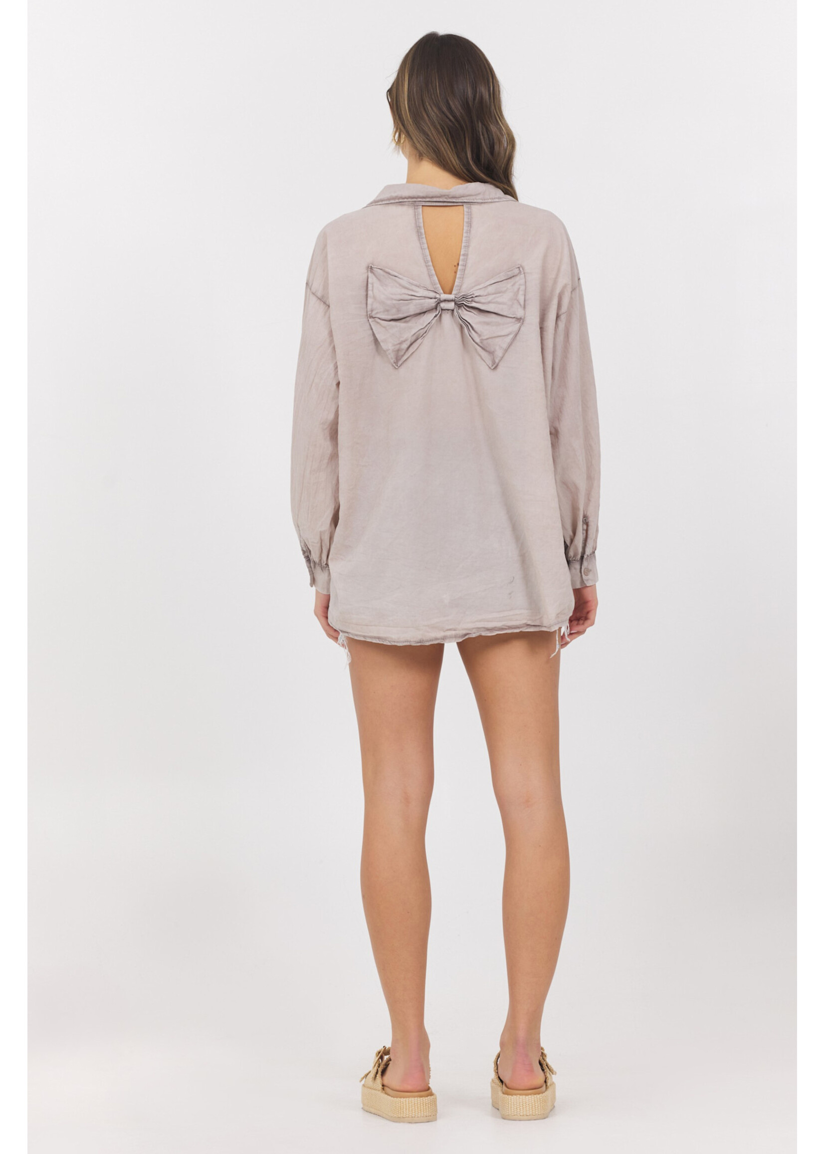 BOW BUTTON UP