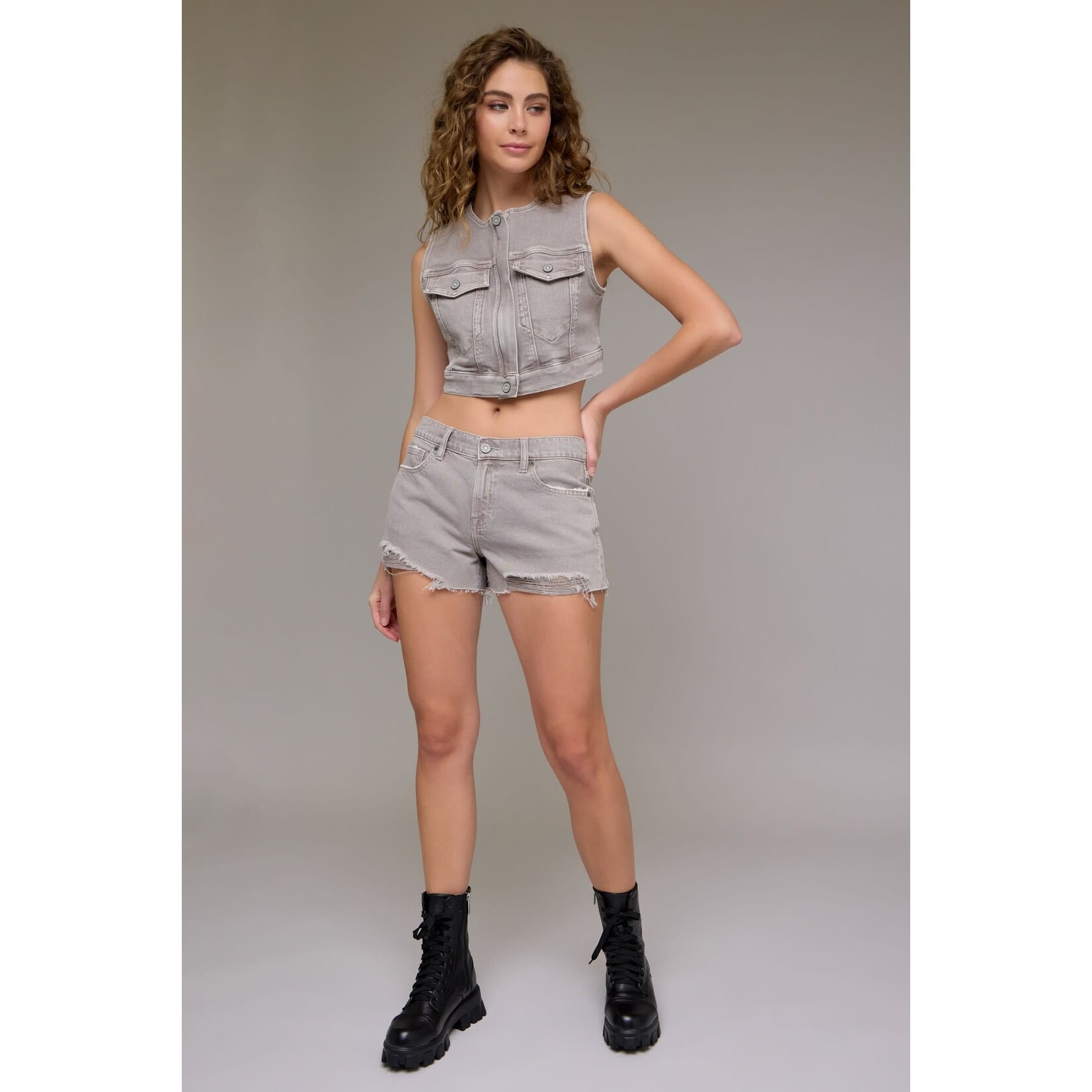 KAYLA RELAXED SHORTS