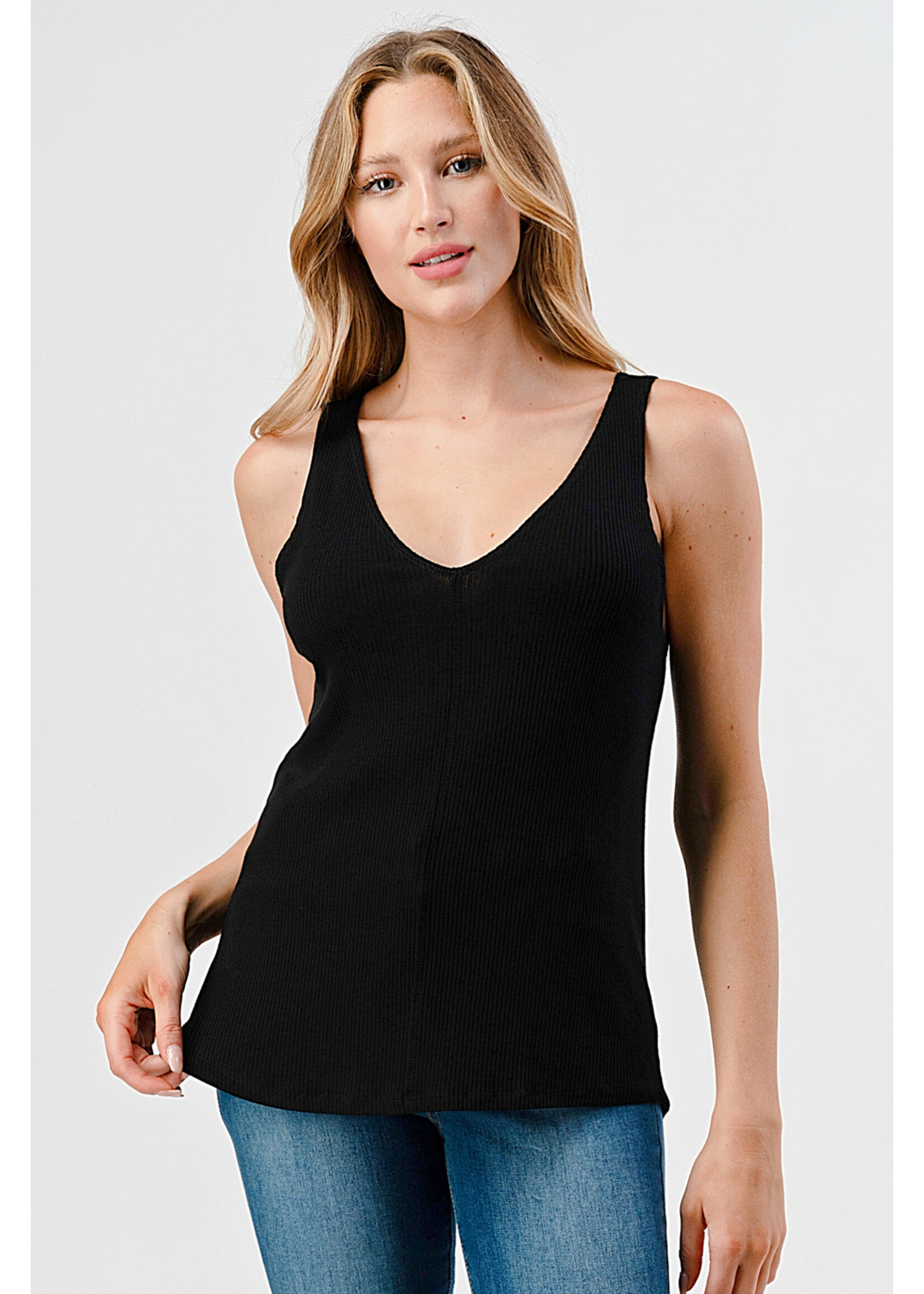 SLEEVELESS RIBBBED KNIT V NECK TANK TOP