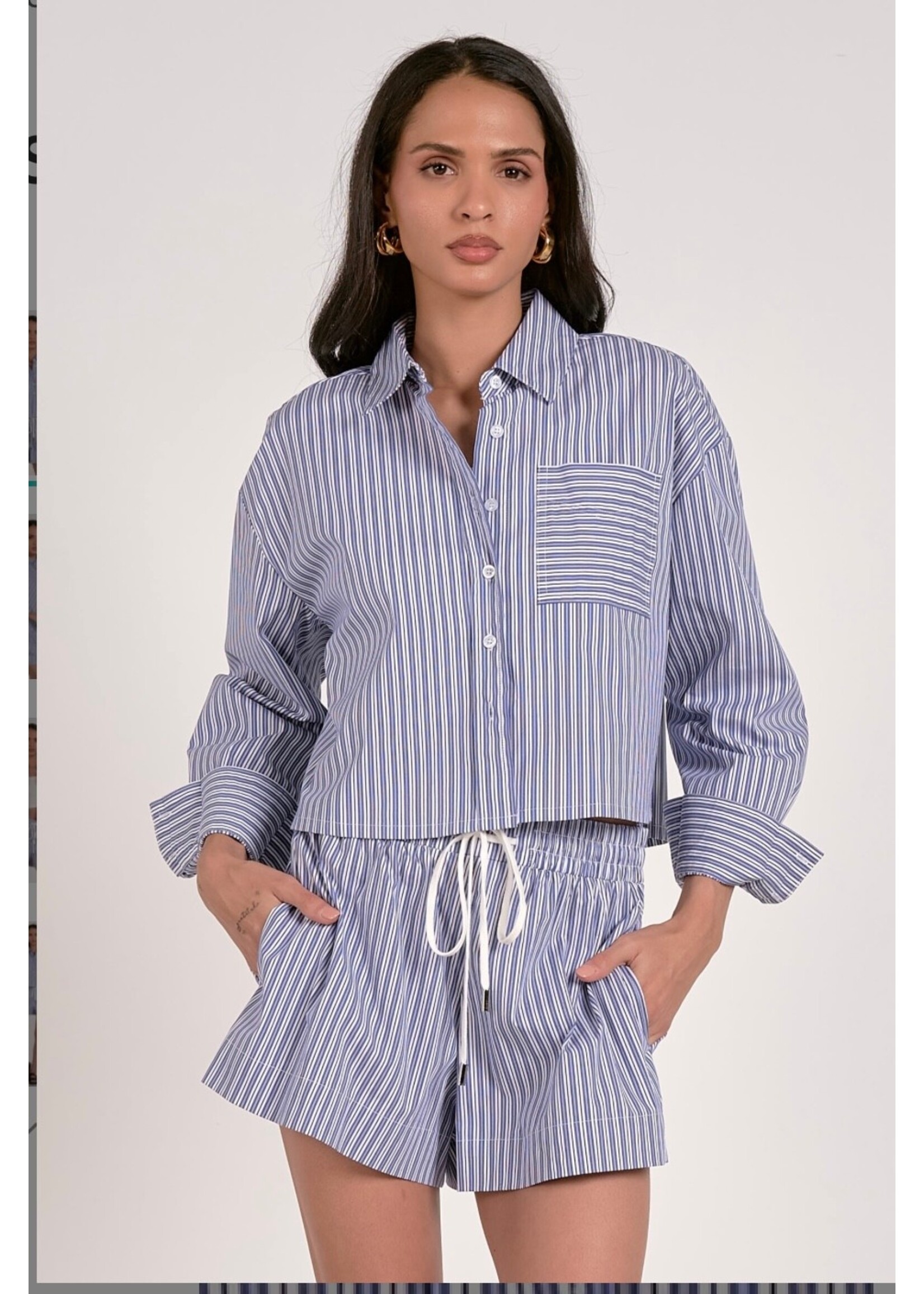 NAVY STRIPE TOP