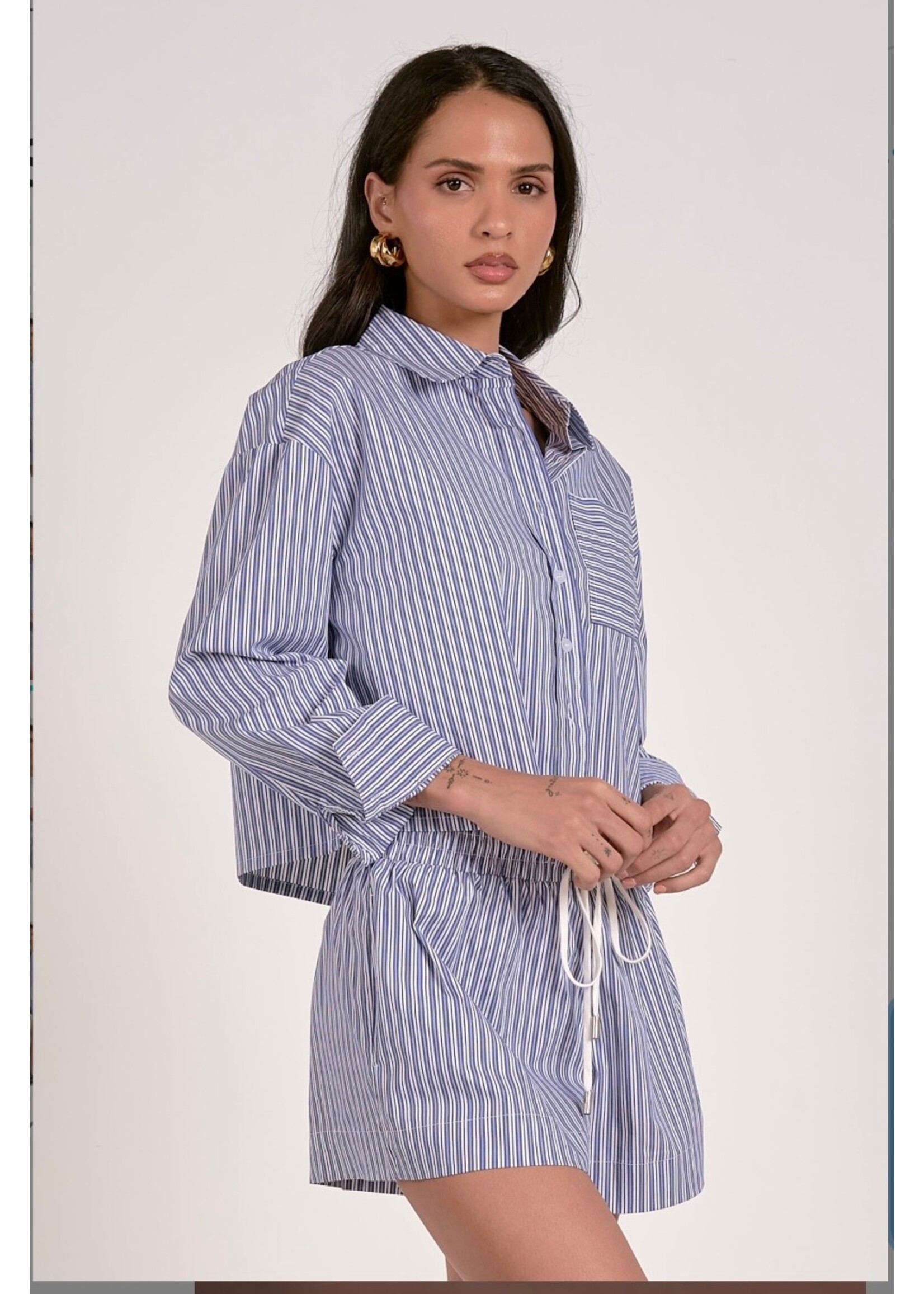 NAVY STRIPE SHORTS