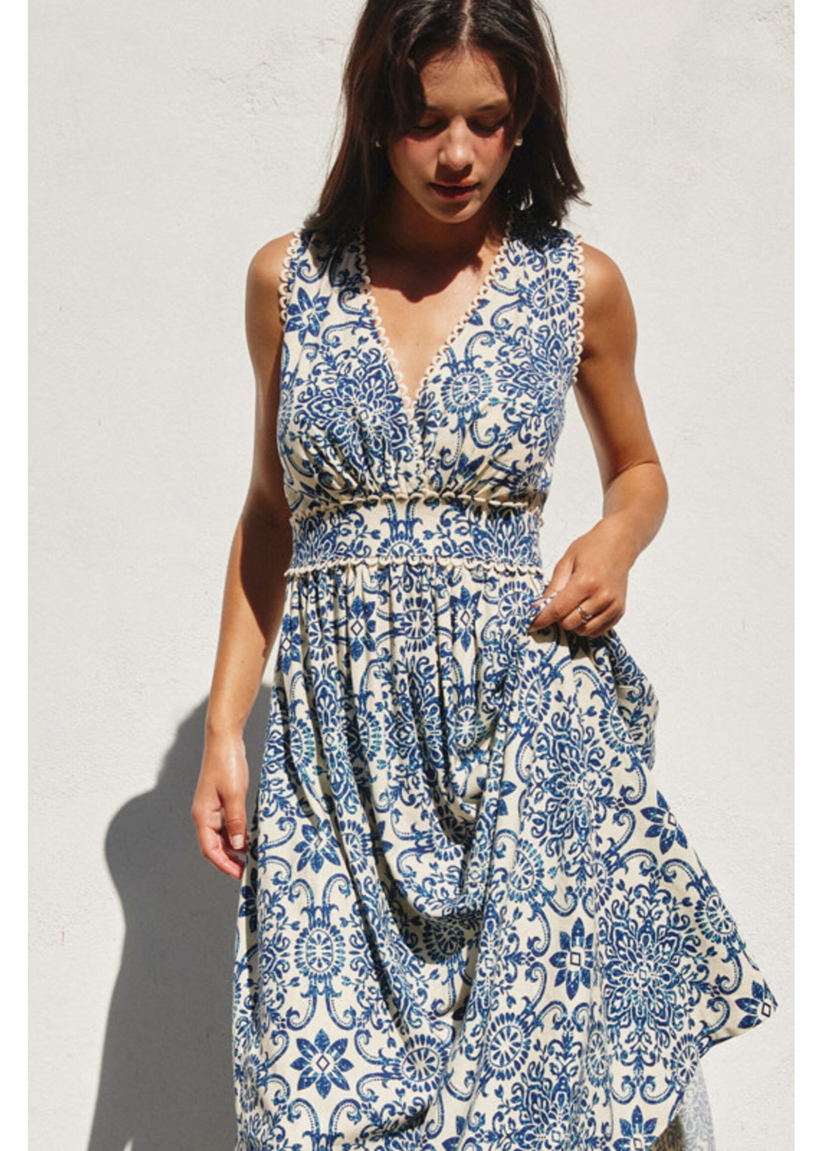 SUMMER IN CAPRI LACE MAXI DRESS
