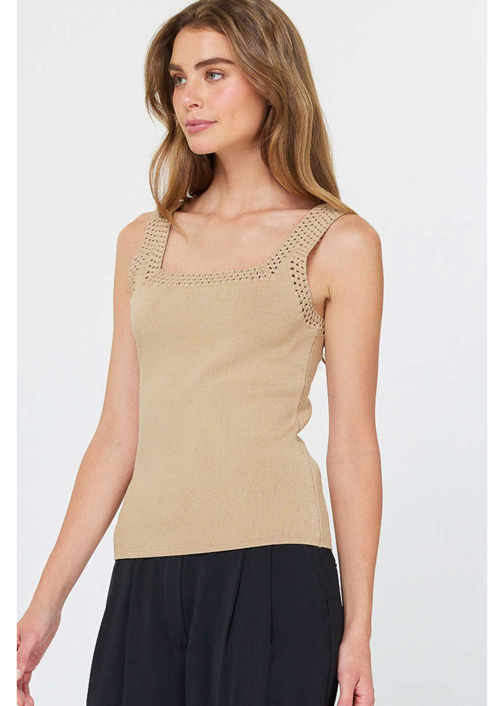 SLEEK TANK TOP WITH CROCHET TRIM