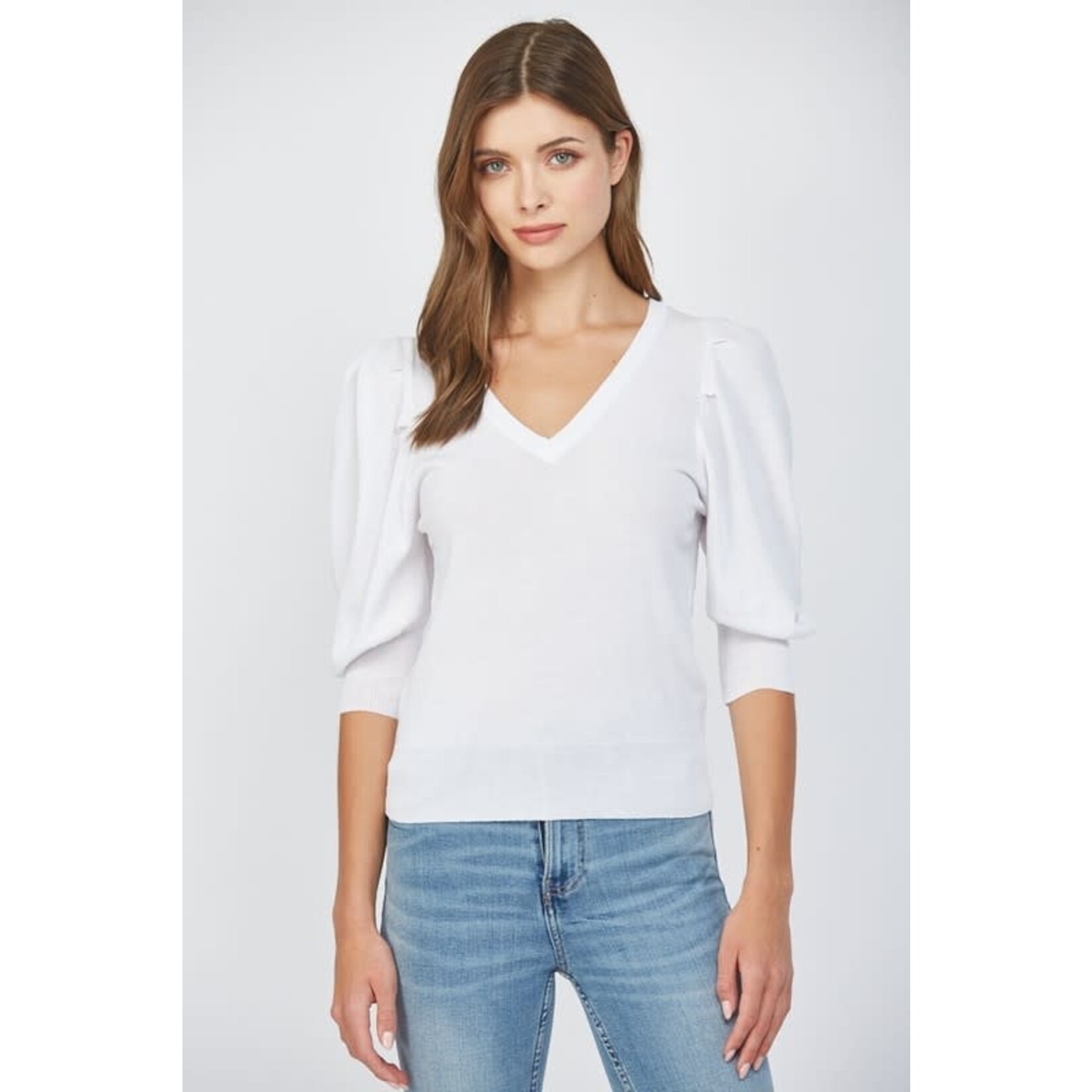 WHITE PUFF SLEEVE SWEATER