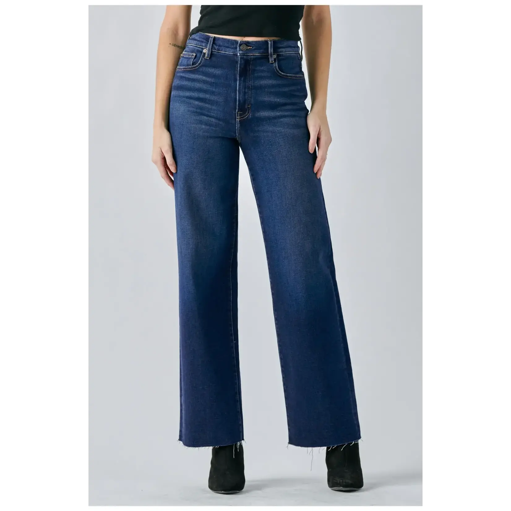 HIDDEN DARK WASH CLEAN STRETCH DAD JEAN