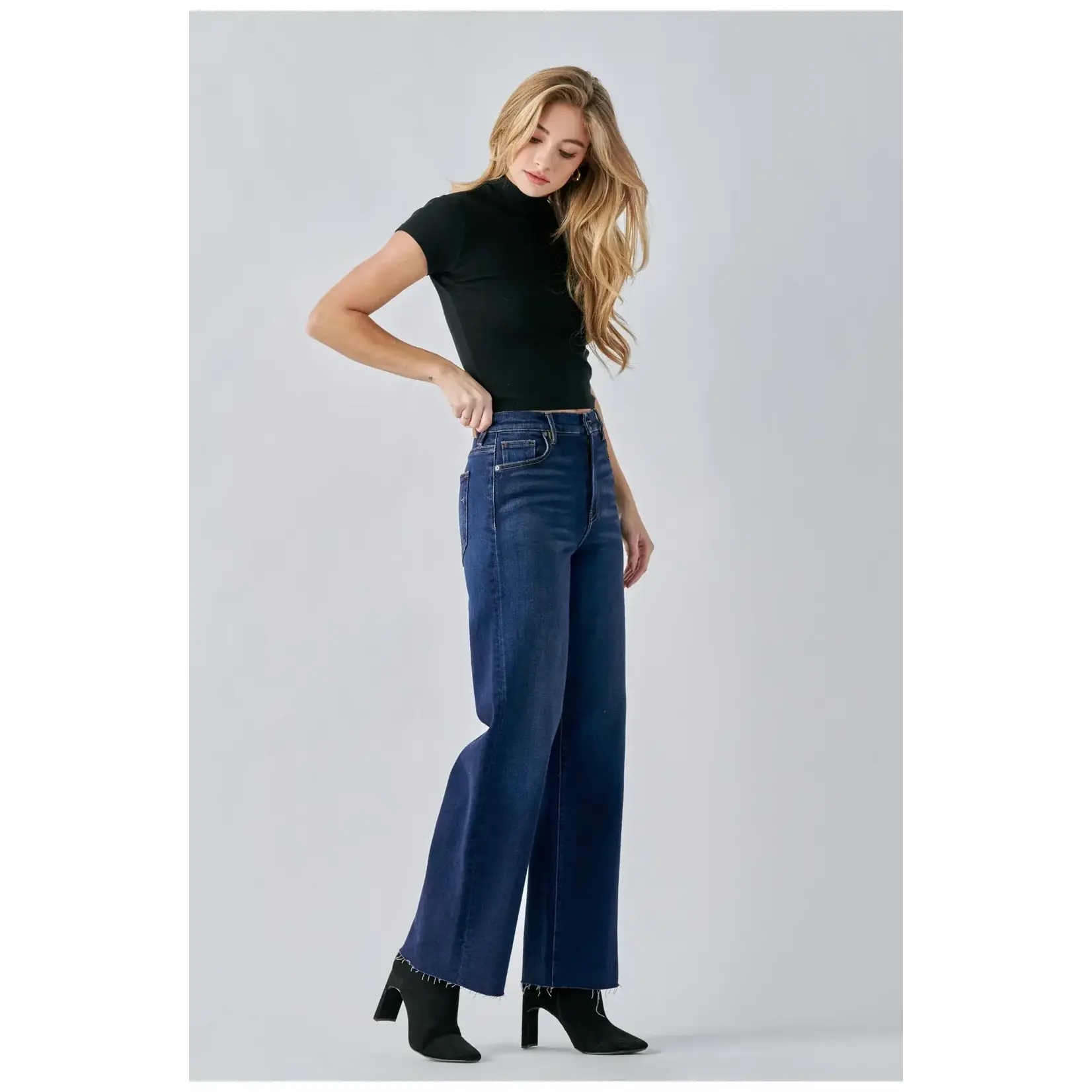 HIDDEN DARK WASH CLEAN STRETCH DAD JEAN