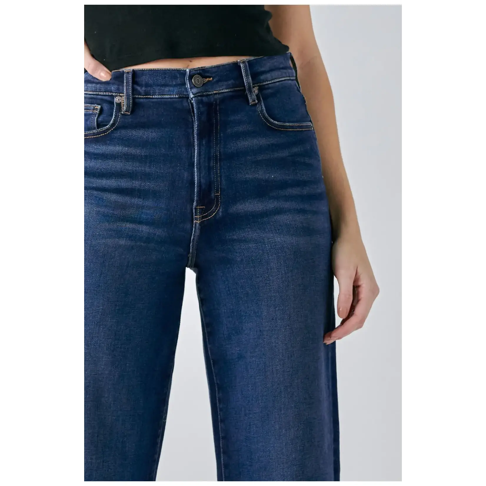 HIDDEN DARK WASH CLEAN STRETCH DAD JEAN