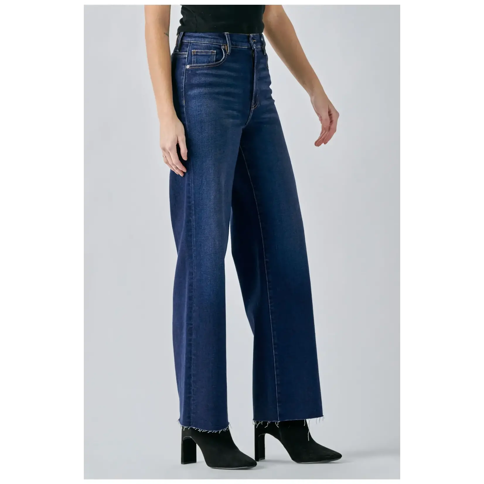HIDDEN DARK WASH CLEAN STRETCH DAD JEAN