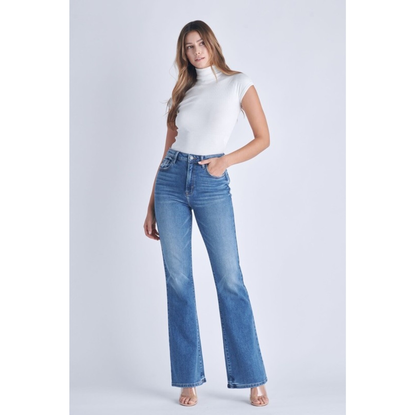 HIDDEN MEDIUM WASH CLASSIC FLARE