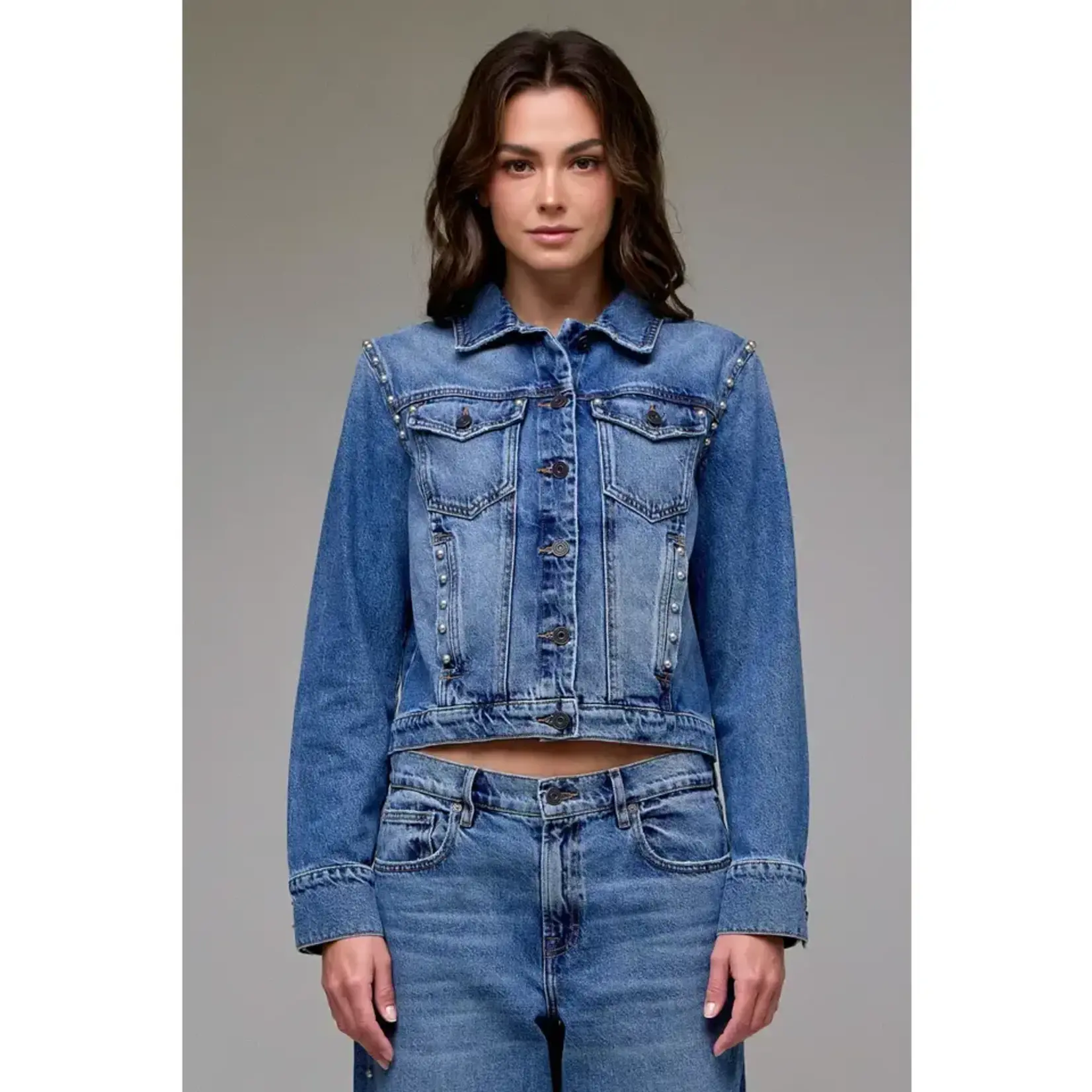 HIDDEN FITTED TRUCKER JACKET