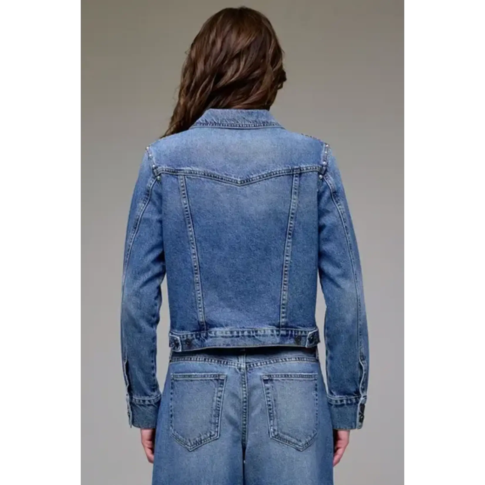 HIDDEN FITTED TRUCKER JACKET