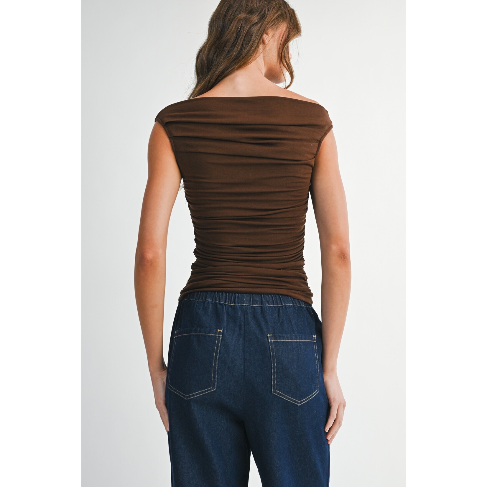 OFF SHOULDER RUCHED KNIT TOP