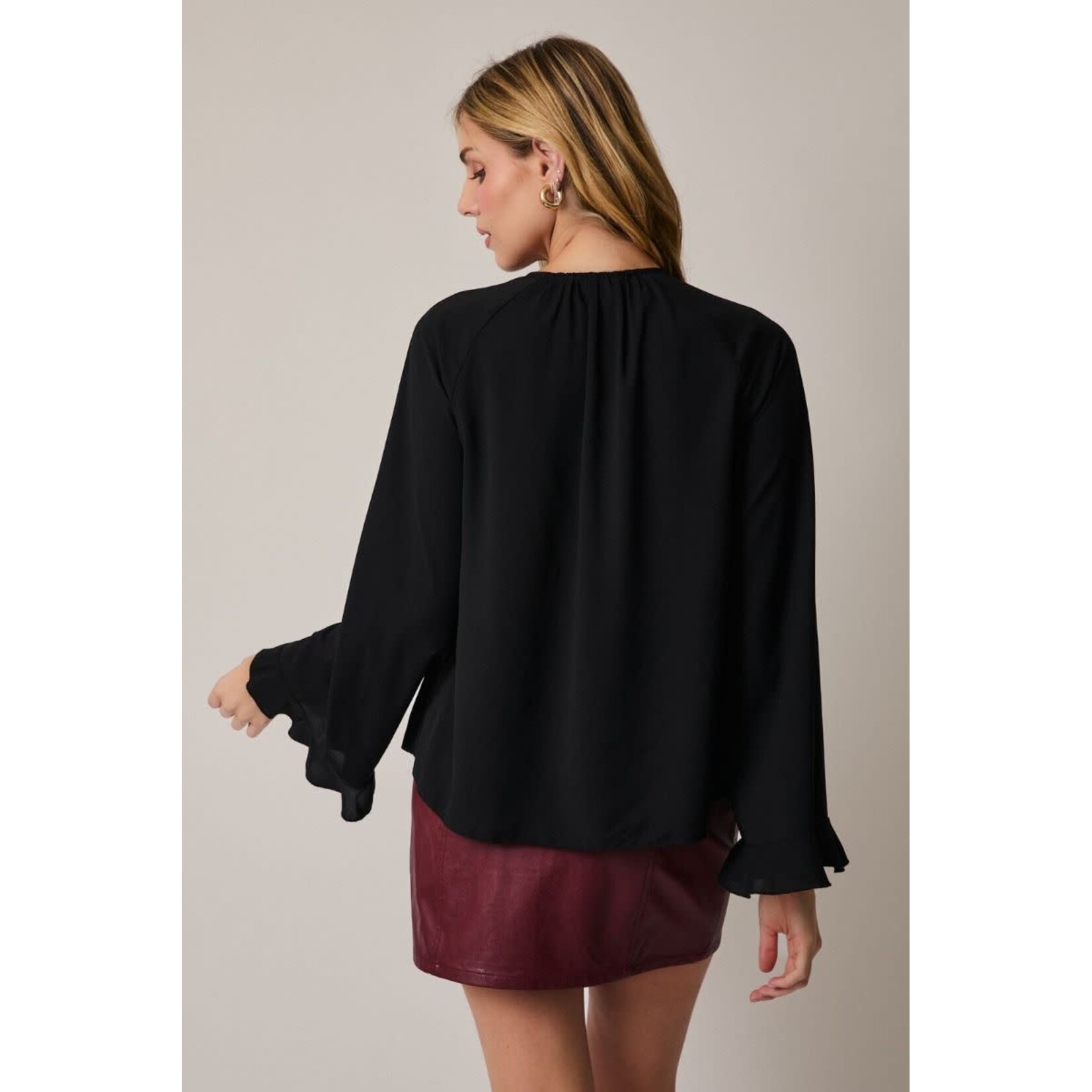 BLACK LONG SLEEVE TIE FRONT BLOUSE