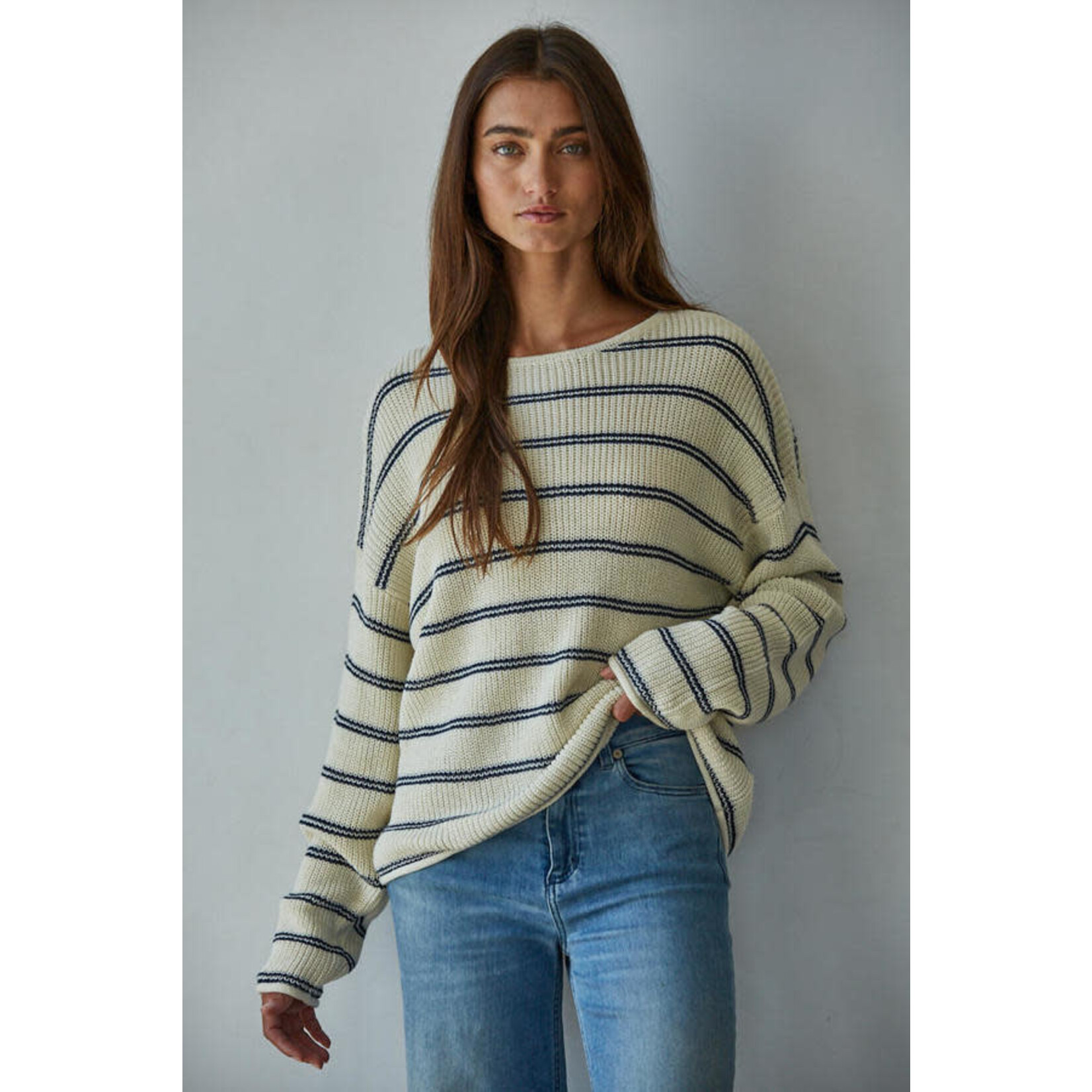 NAVY STRIPE PULLOVER SWEATER