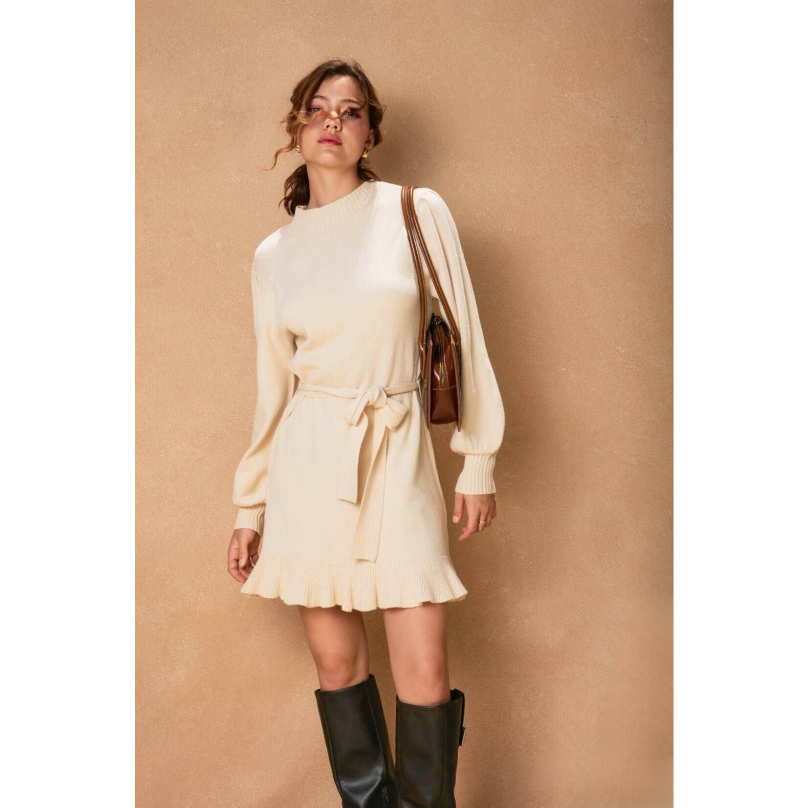 CREAM MINI SWEATER DRESS