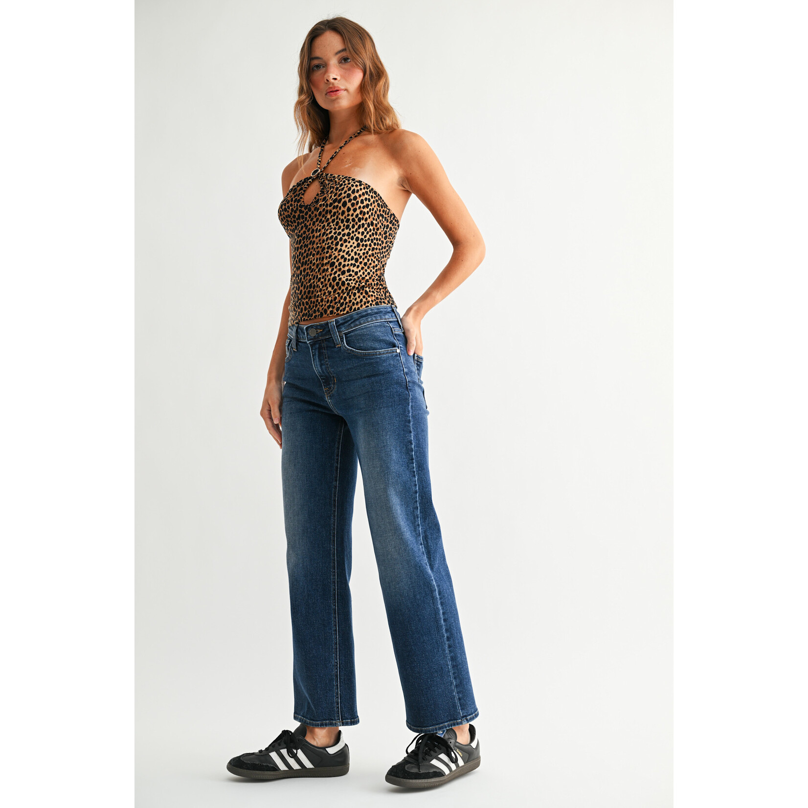 MID RISE WIDE LEG DARK WASH JEAN