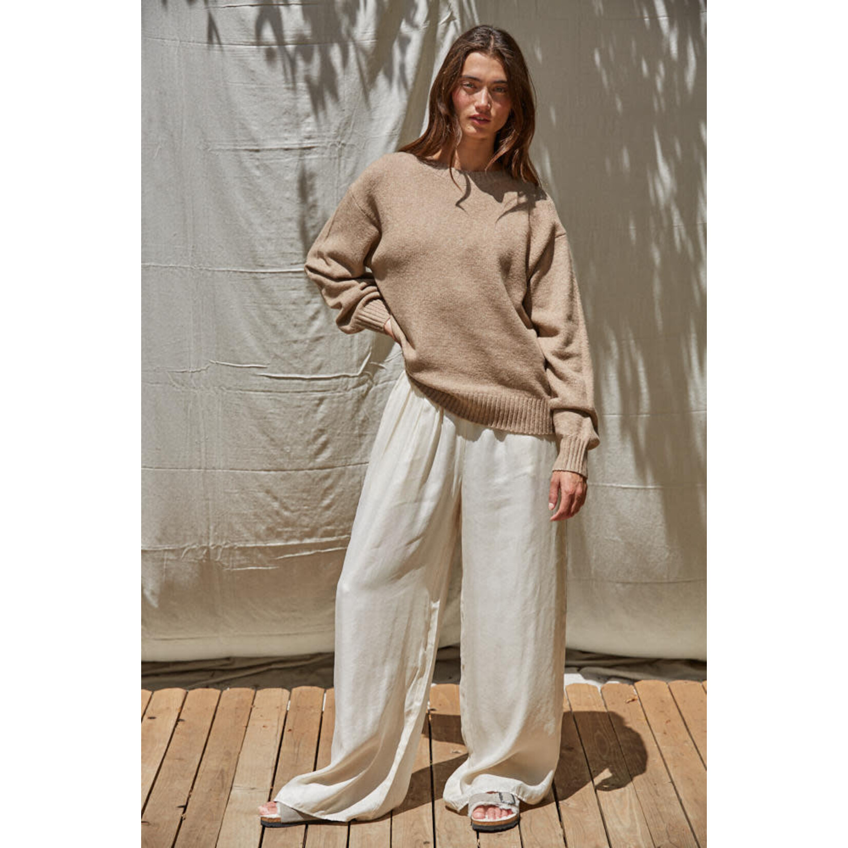 MOCHA PULLOVER SWEATER