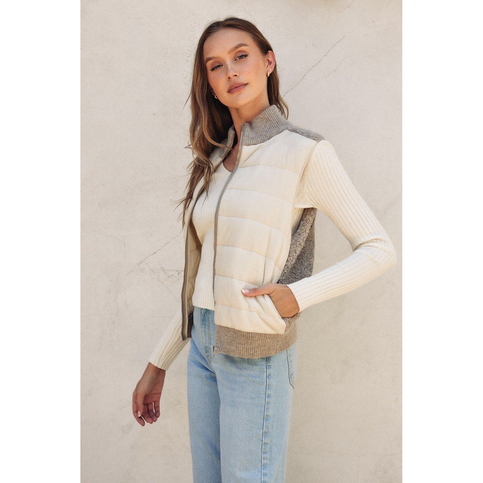 SHERPA AND PUFF CONTRAST VEST