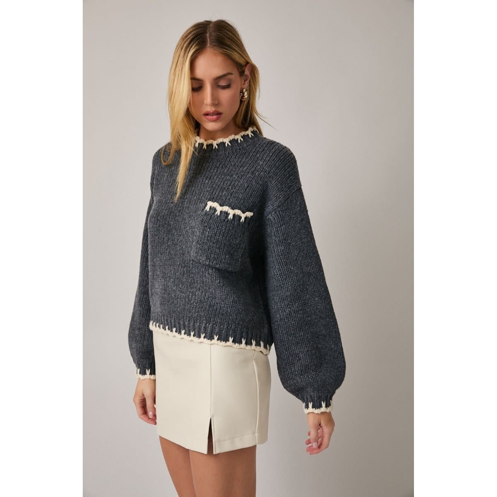LONG SLEEVE STITCH DETAIL SWEATER