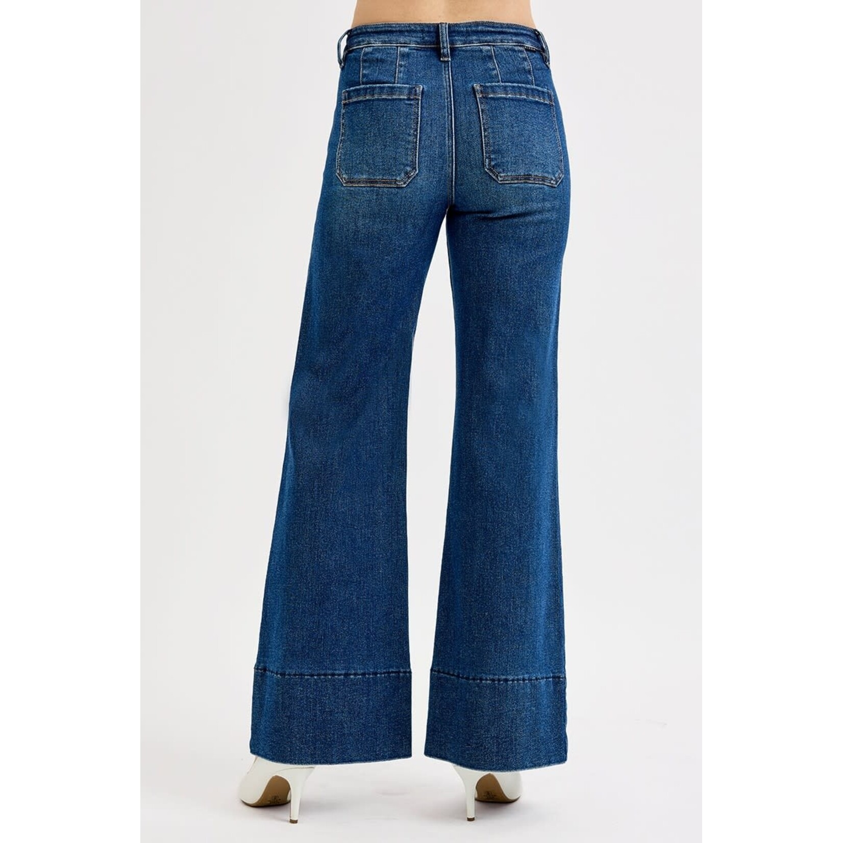 DARK WASH MID RISE ANKLE FLARE