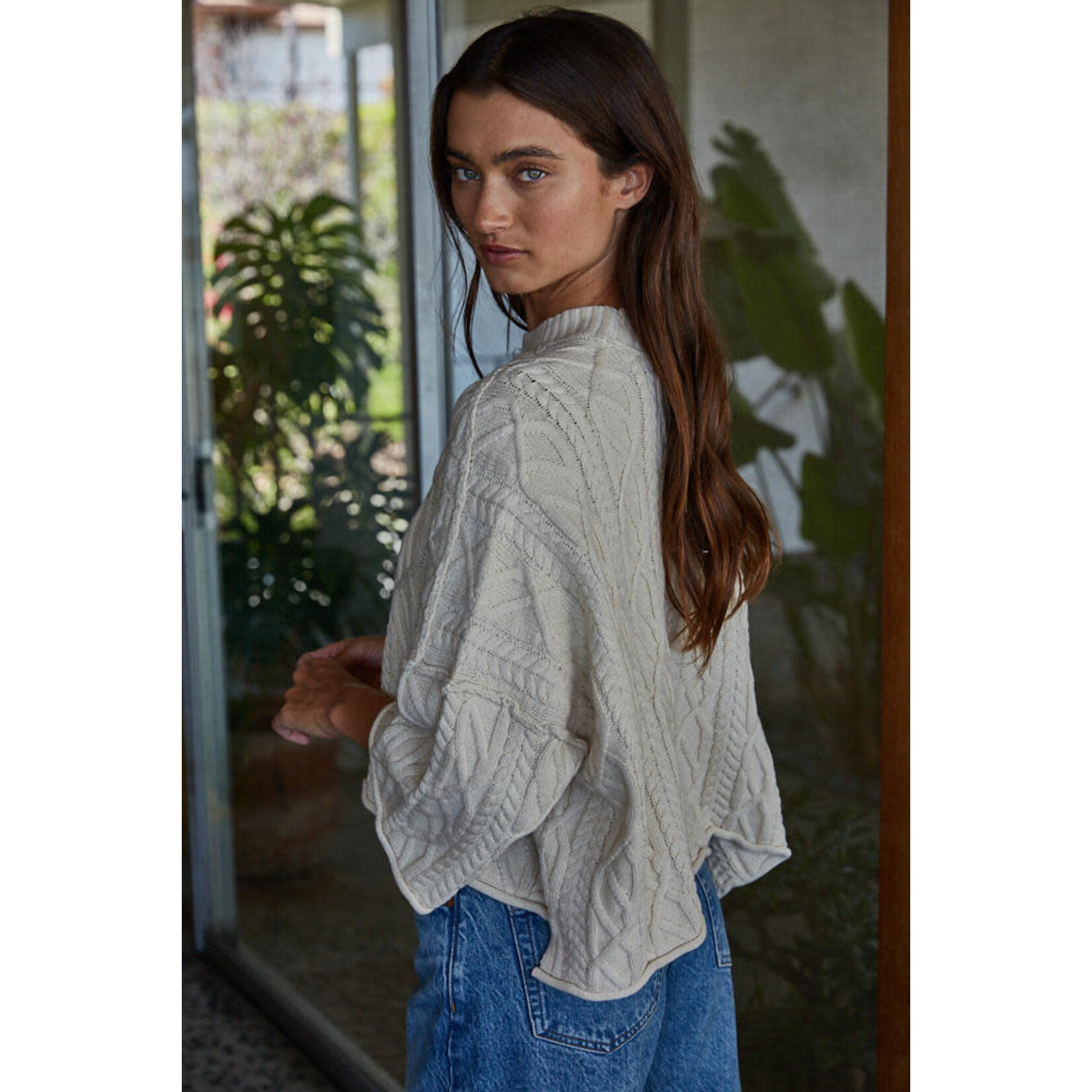 CREAM CABLE KNIT SWEATER